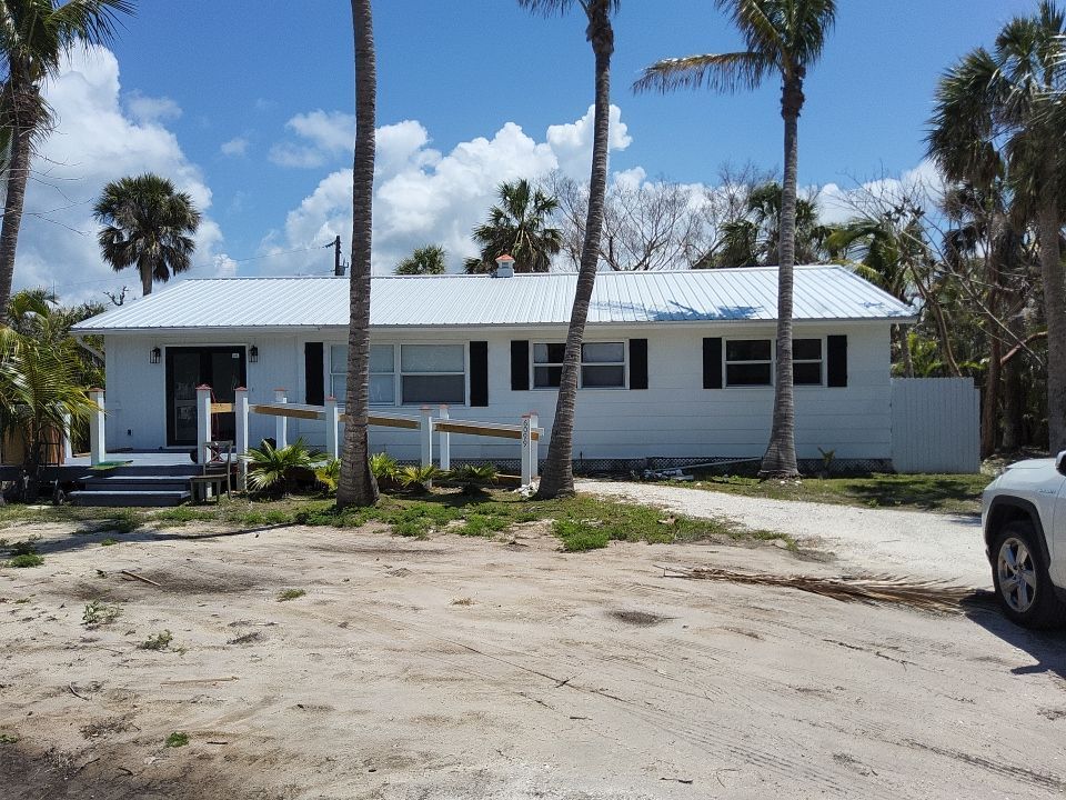 Gutter Repair and Replacement in Sanibel FL by Gutter Professors