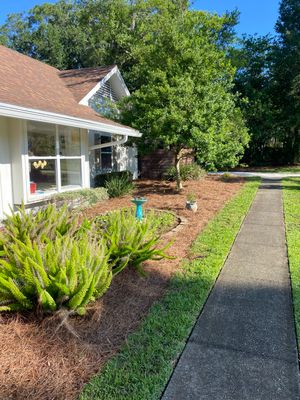 Deerwood Resident | Pine Straw & Topsoil Install