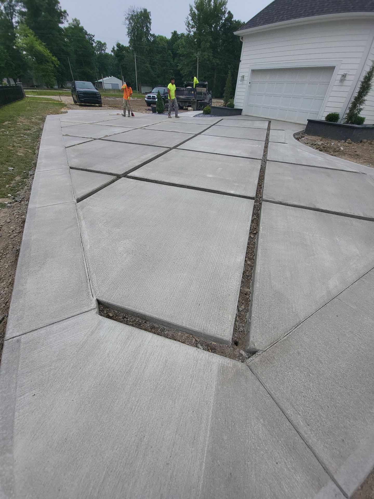 Turf Strip Driveway in Marysville, OH by Southwest Greens Midwest