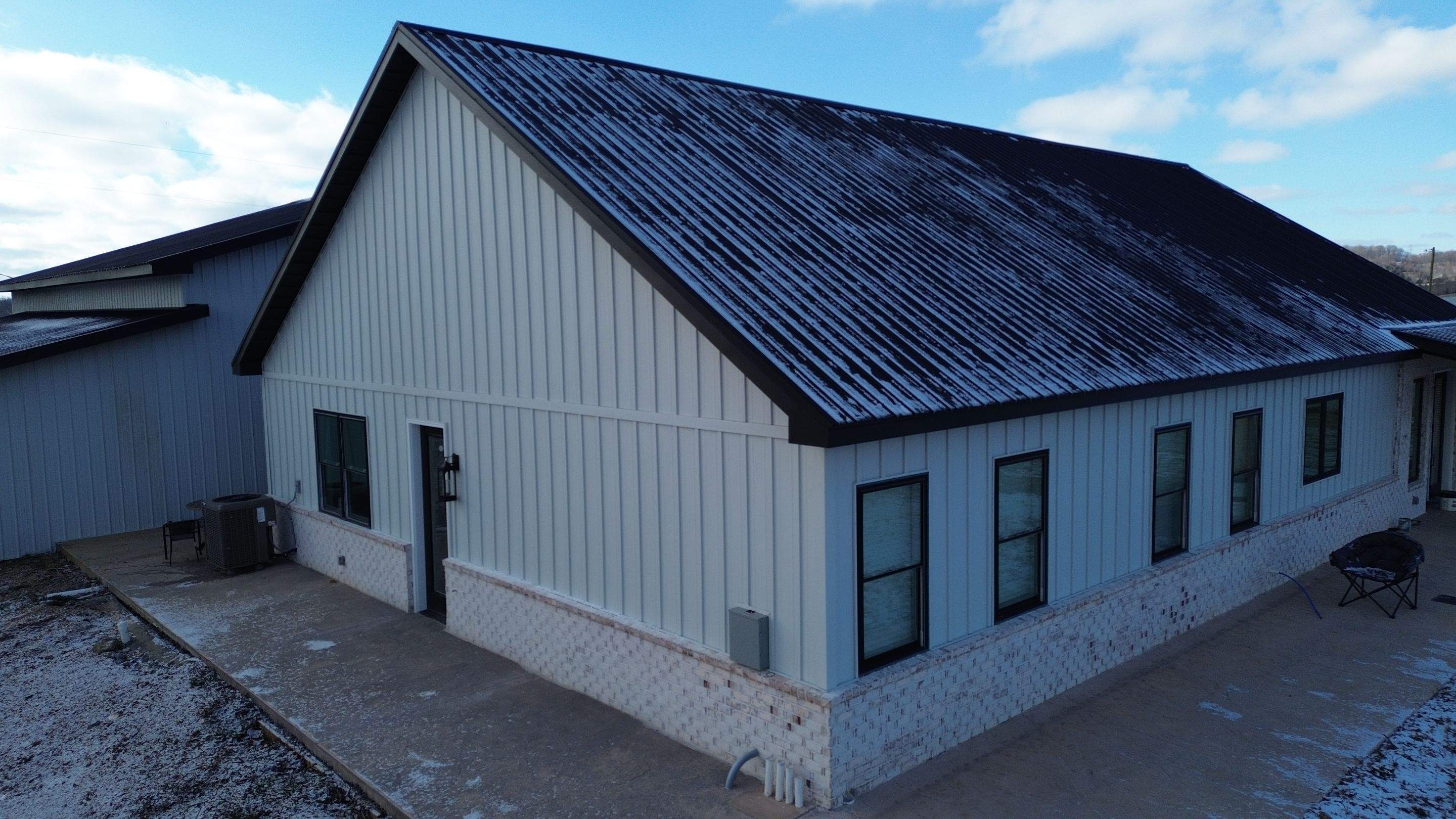 Vaughn Family by Omnia Roofing