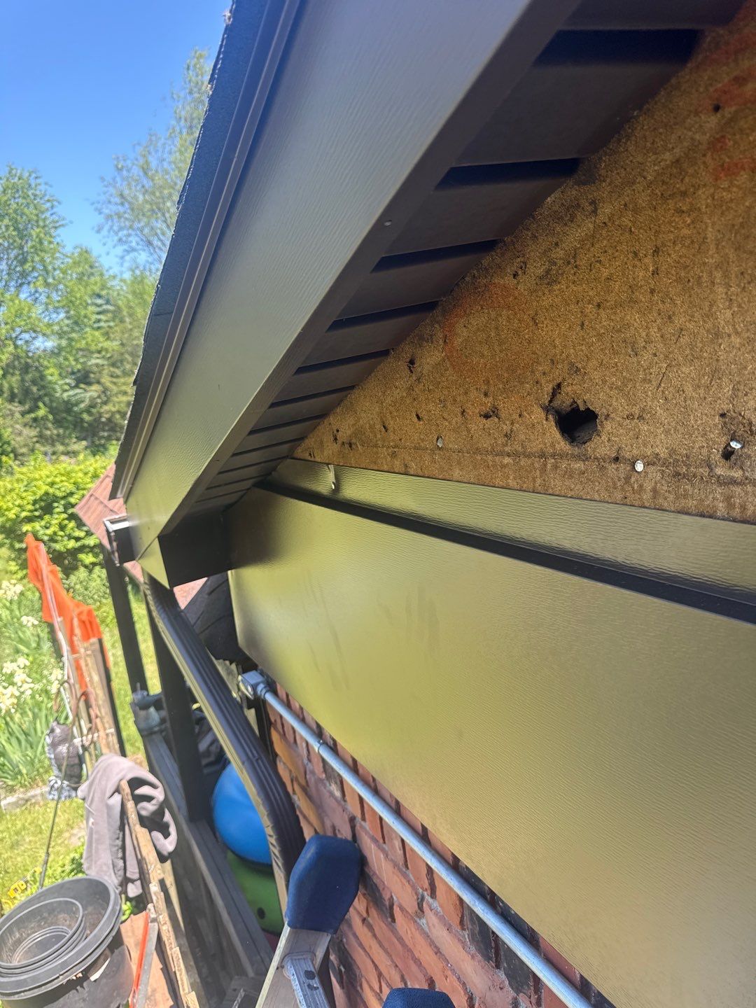 Siding Replacement using Alside Charter Oak D4.5" by 180 Contractors