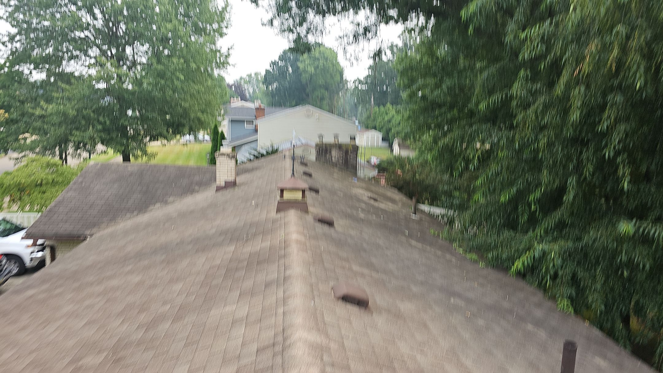 ATLAS PINNACLE COLOR: BURNT HICKORY by Eagle Eye Roofing