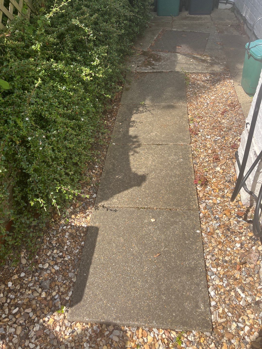 Patio - Walkways - Render Cleaning Surrey by Ges Exterior Cleaning ltd
