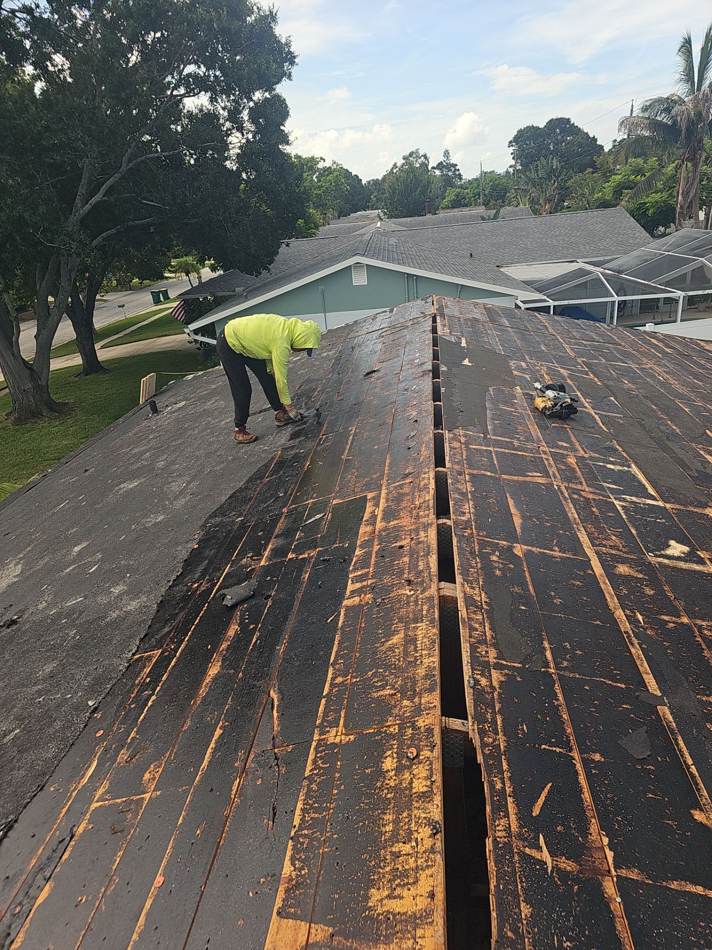 Project in Seminole 33772 by Mitchell Roofing Company LLC 