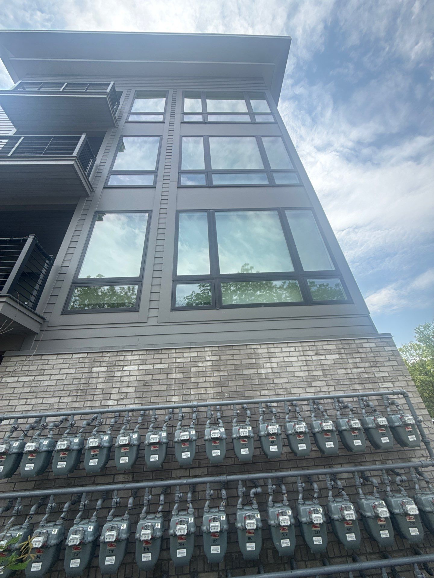 Window Cleaning in East Hanover, NJ by Clearview Washing