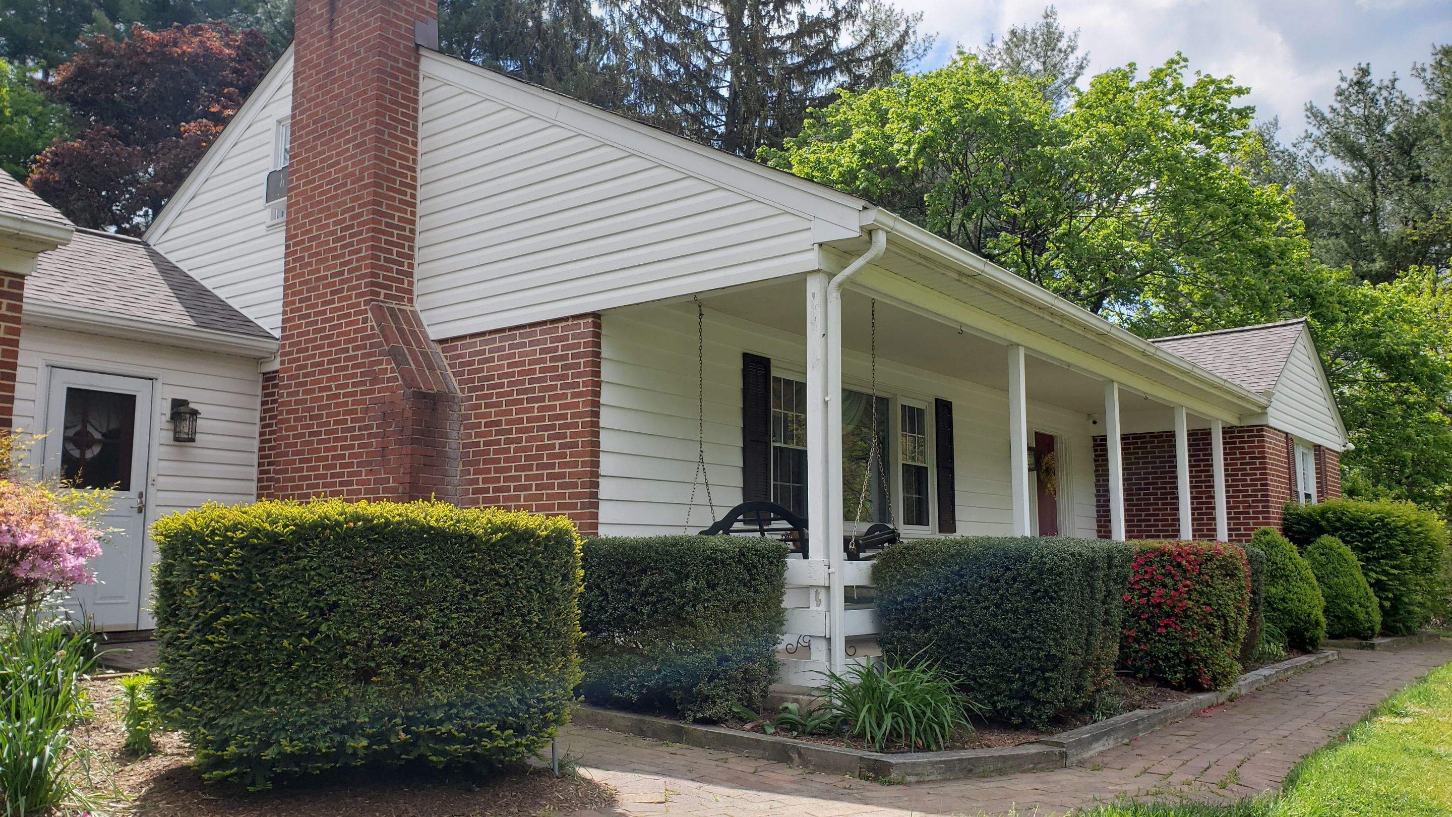 Gutter and Siding Replacement by American Home Contractors