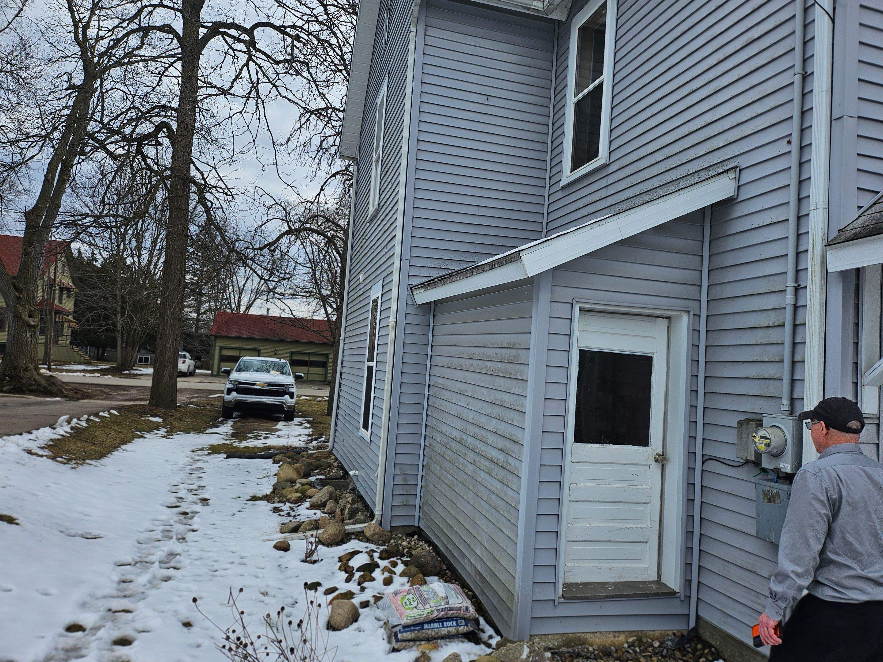 Exterior Makeover using Norandex Siding by Energy Plus Home Improvements