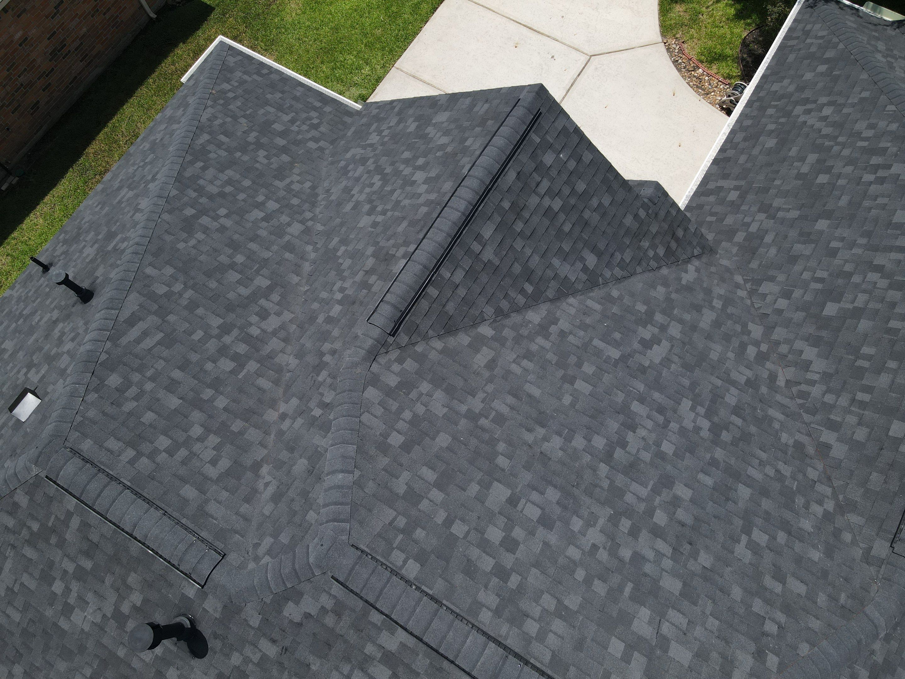 Residential Roofing Installation using Owen's Corning Duration by Roof Concepts Construction
