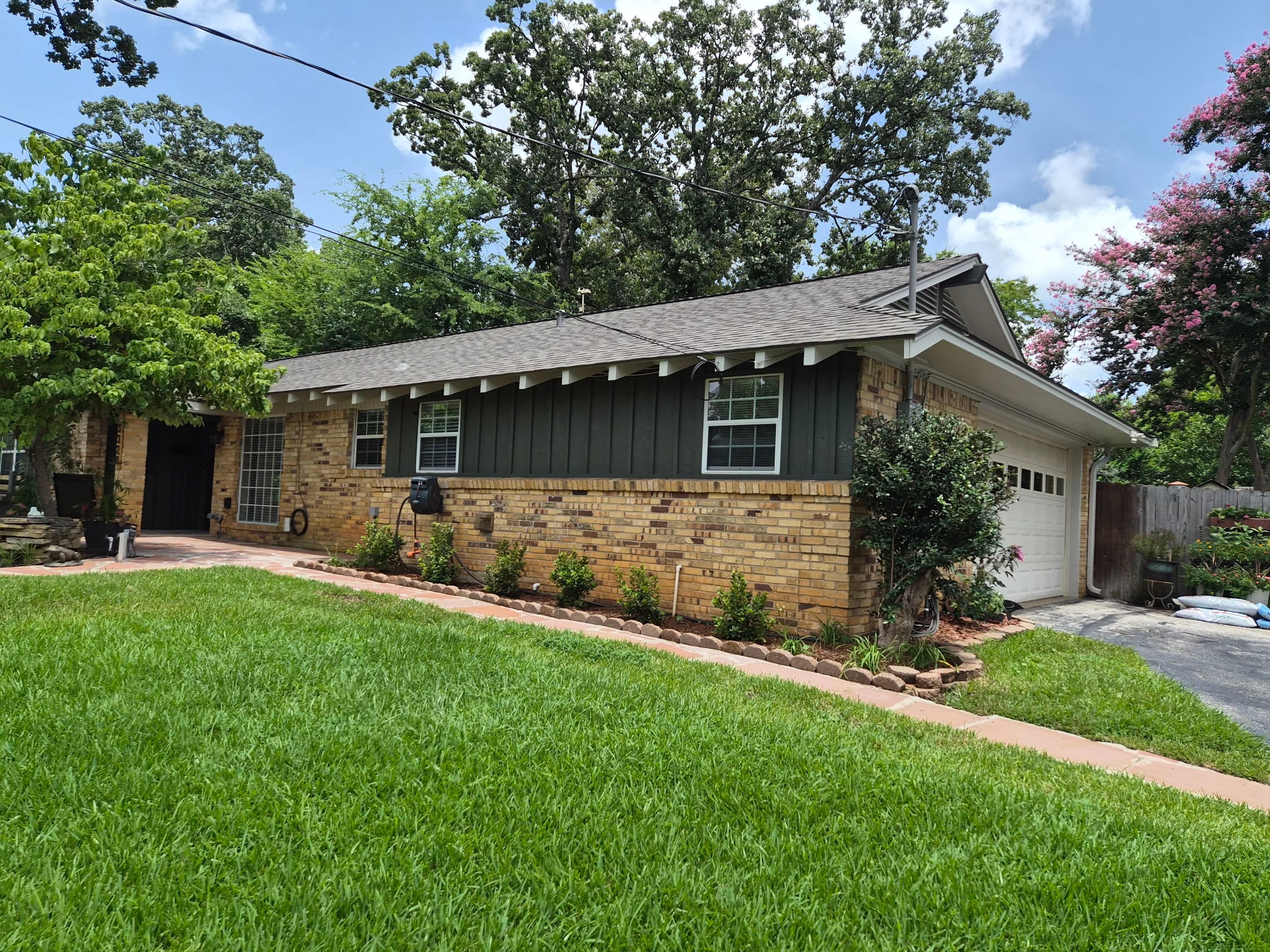 Clean, Consistent Finish on Paint Project in Tyler TX by Quality Coats Painting