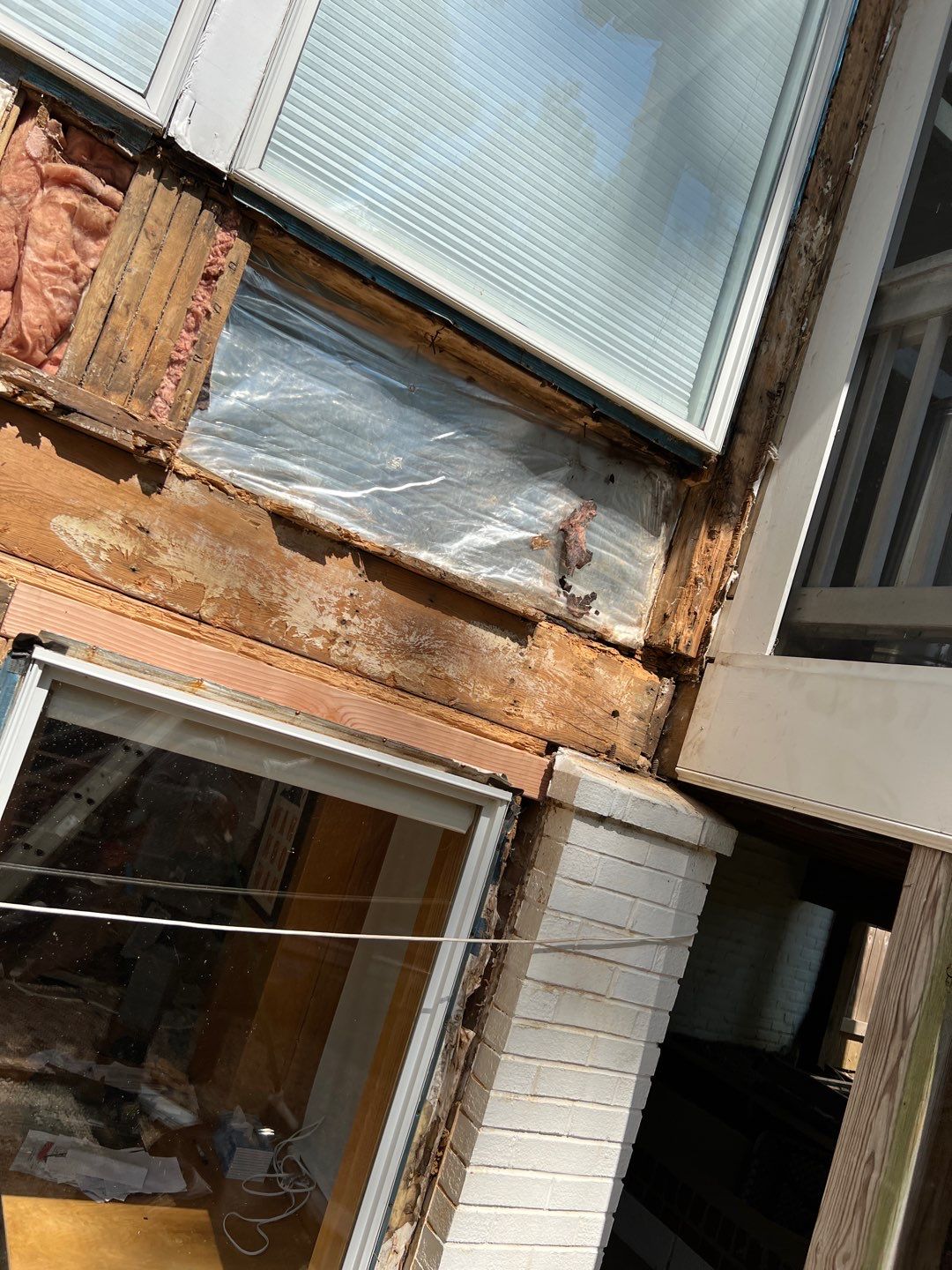 Arlington Hardie Installation - Arctic White by RM Banning, Inc.