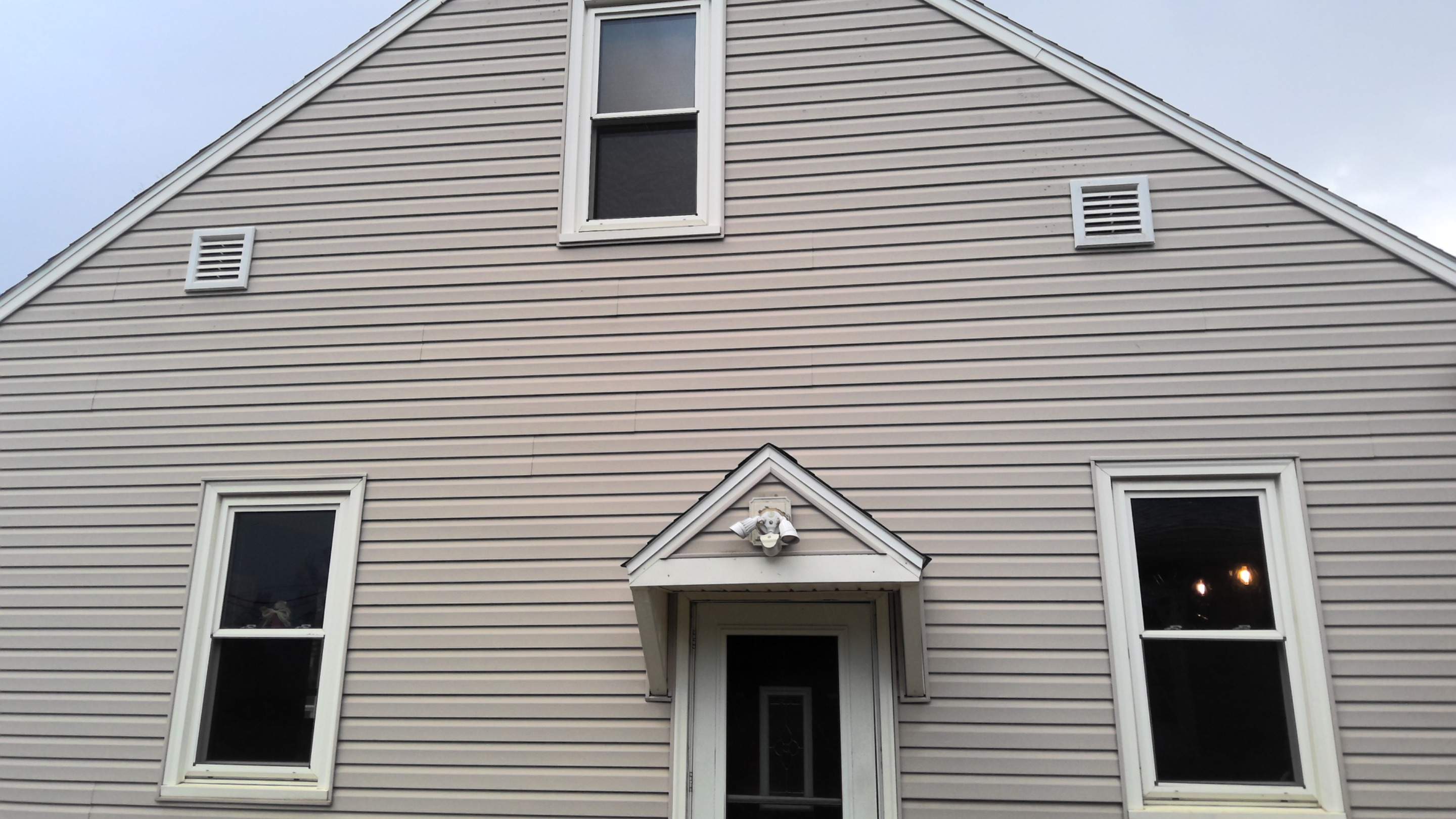 Window replacement by United Windows and Siding LLC