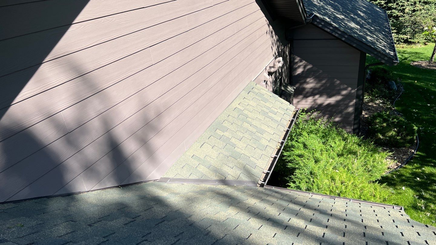 GAF Grand Sequoia - Autumn Brown Blend  by Montana Roofing Solutions