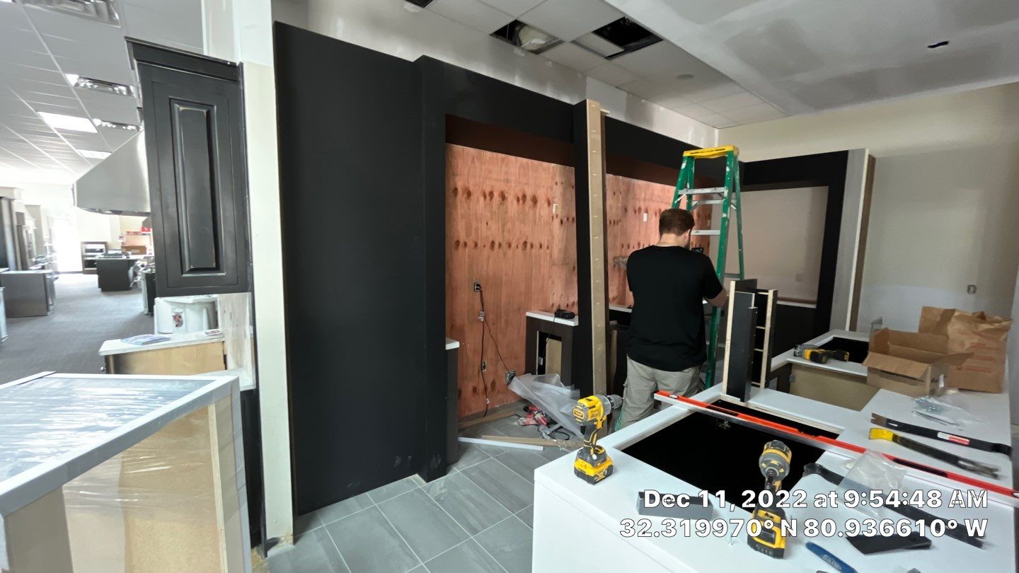 Construct Living Kitchen by Thompson Industrial