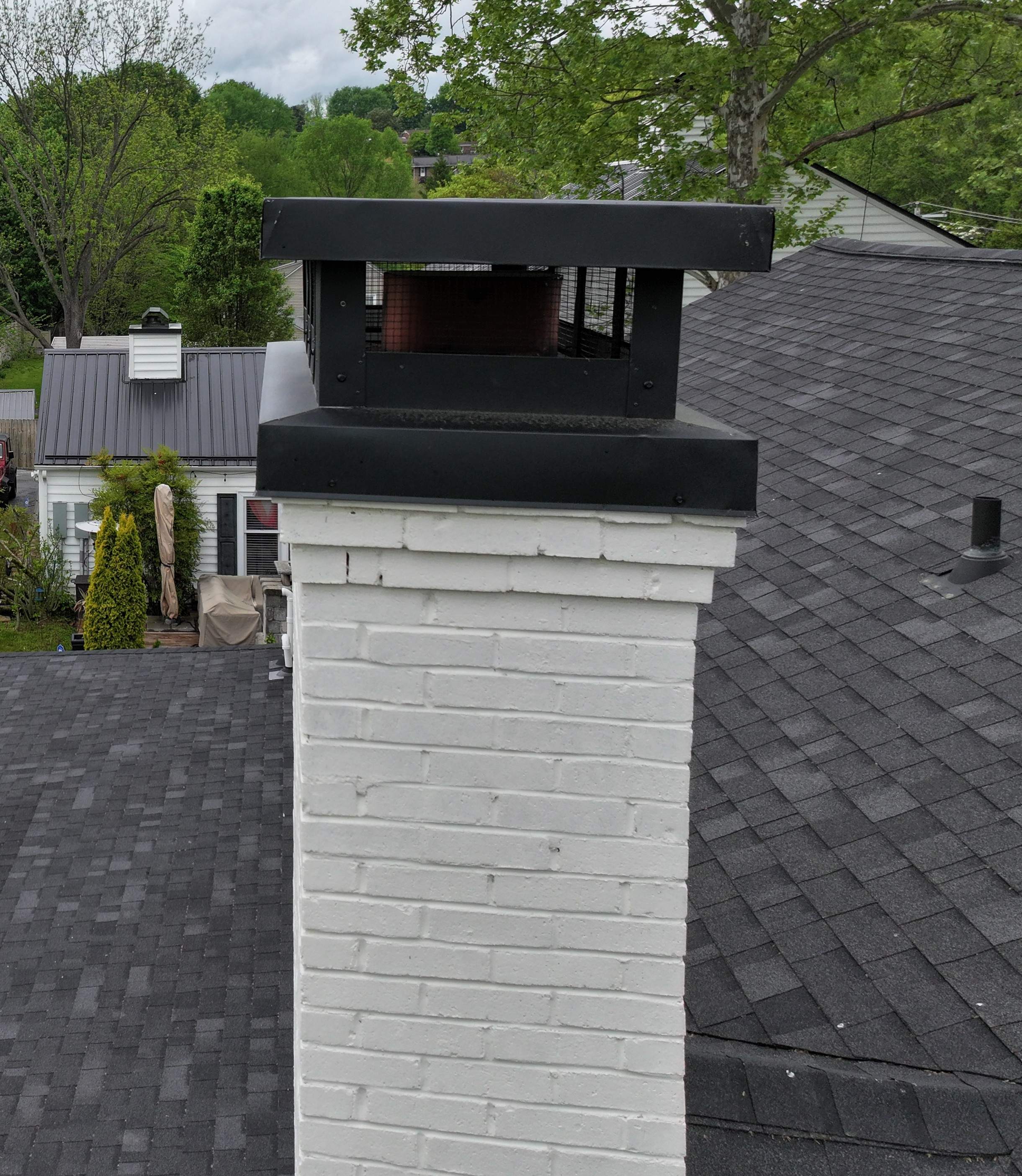 Miller Residence by Omnia Roofing