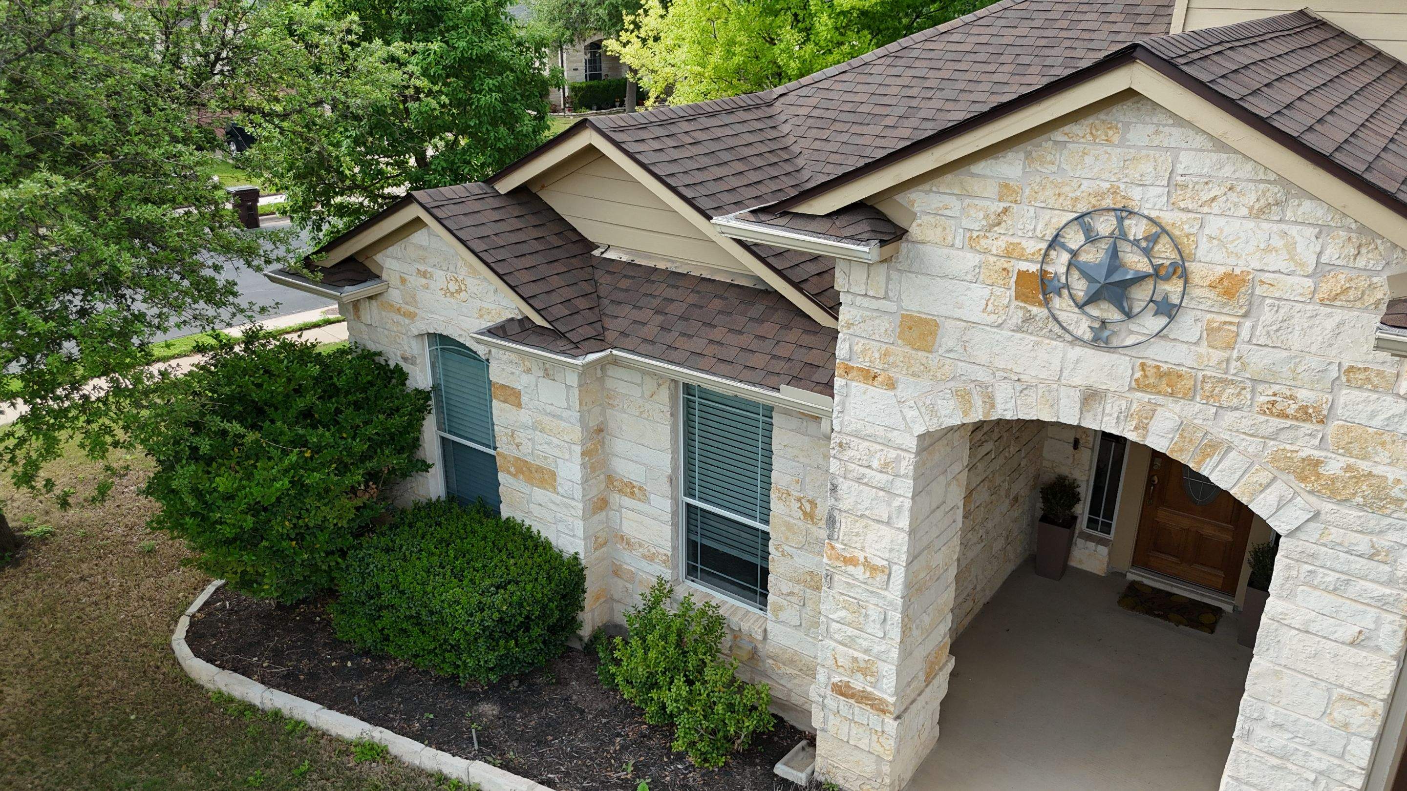 Heather Blend - Certainteed Landmark Pro Max Def by RoofsOnly.com