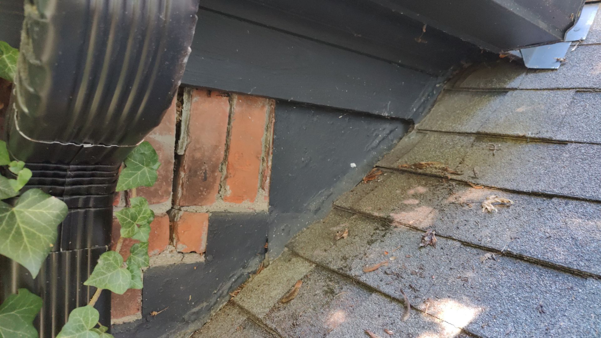 Roof Replacement using Owens Corning Onyx Black by 180 Contractors