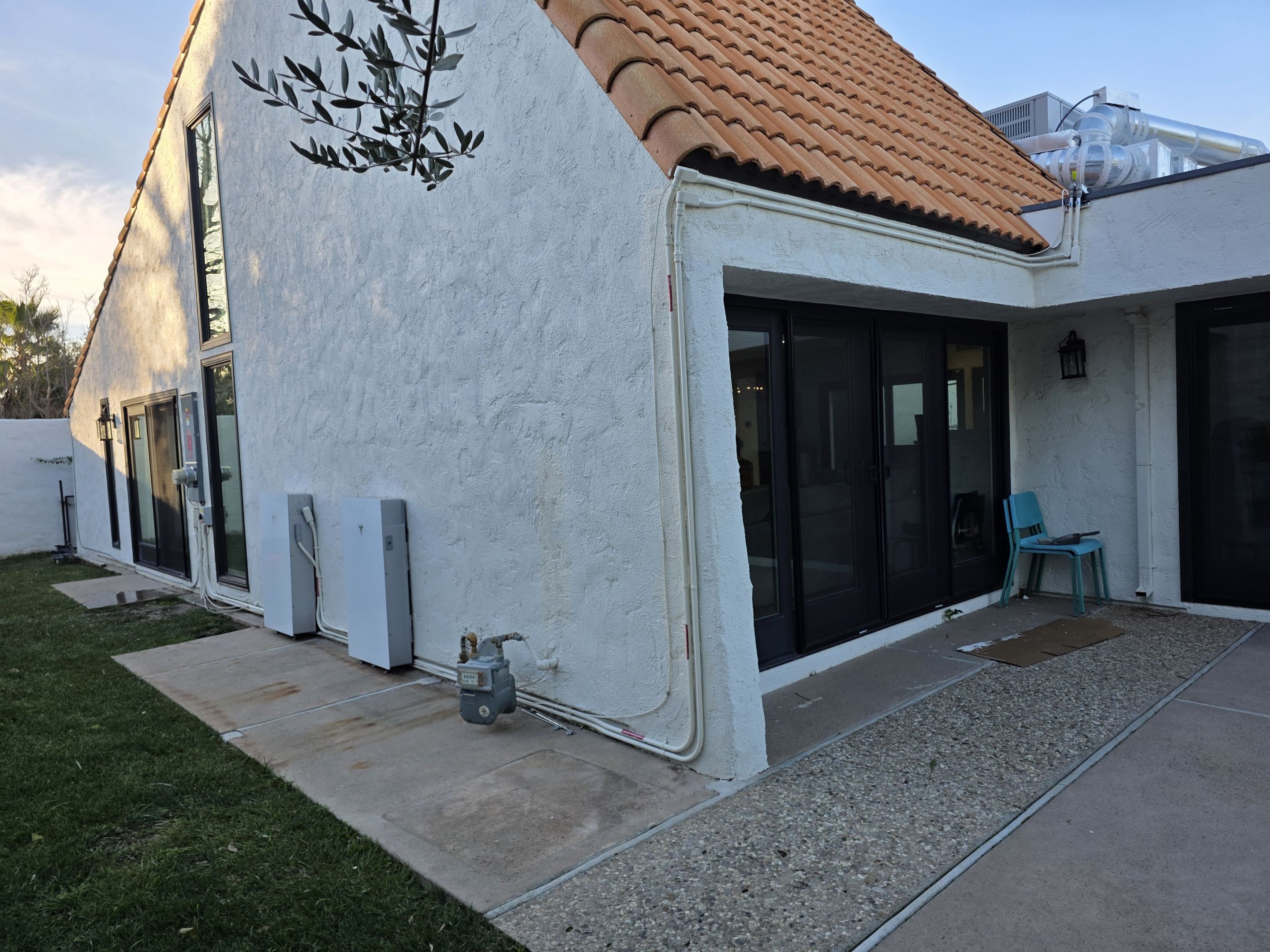 30-Panel Solar System and Tesla Powerwall 3 Installation in Westlake Village by AWS Solar