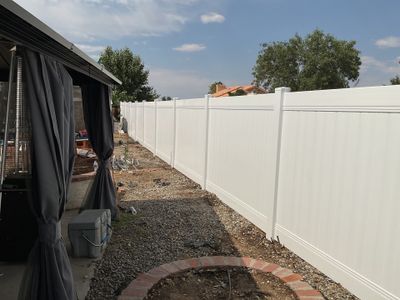 Fence Installation using Vinyl