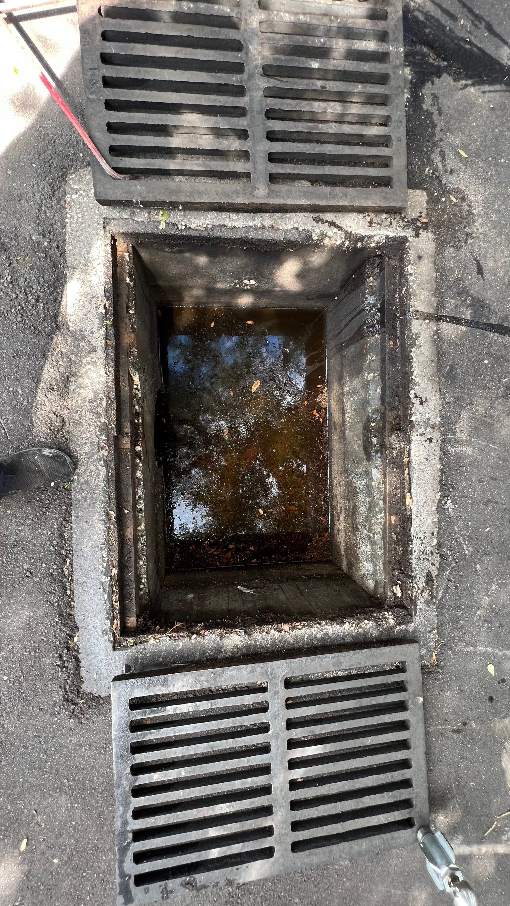 Apartment Complex Storm Water System Cleaning and Maintenance by APS Power & Water