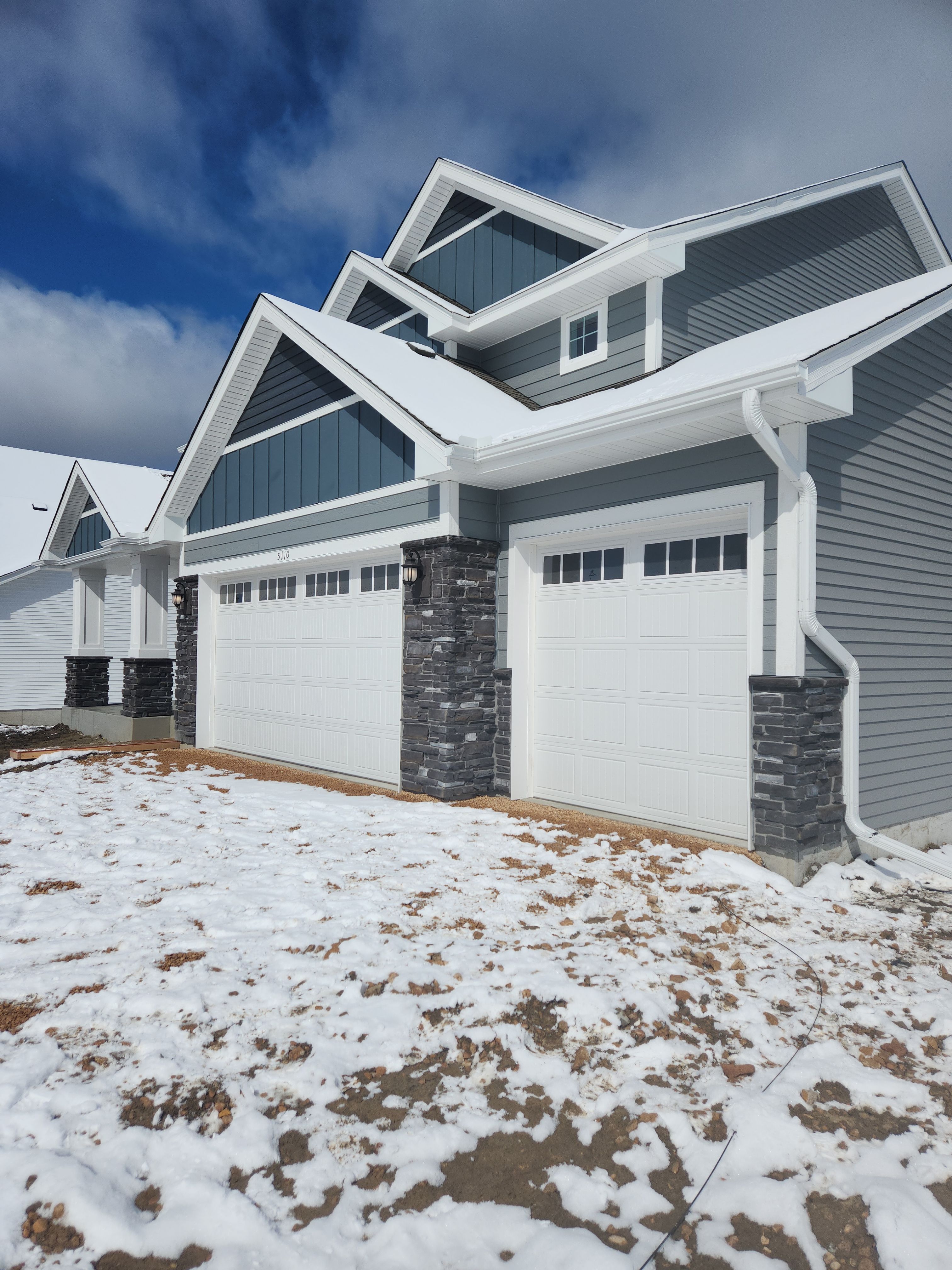5" Gutters in Victoria by Next Level Seamless Gutters / Exteriors Inc.