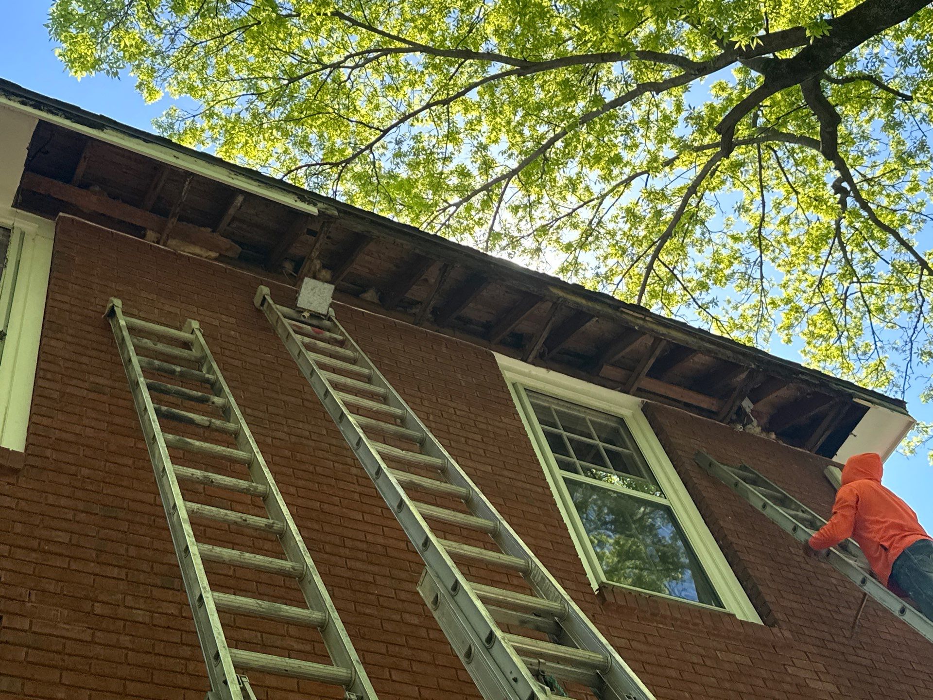 CertainTeed Presidential Shake Roof Replacement on Liberty Colonial Home by Liberty Roofing