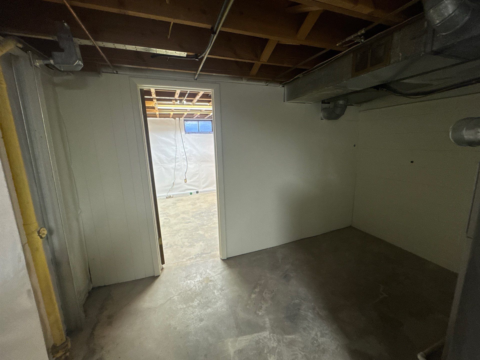 Full Interior Repaint to put the house up for sale by Midwest Paint LLC