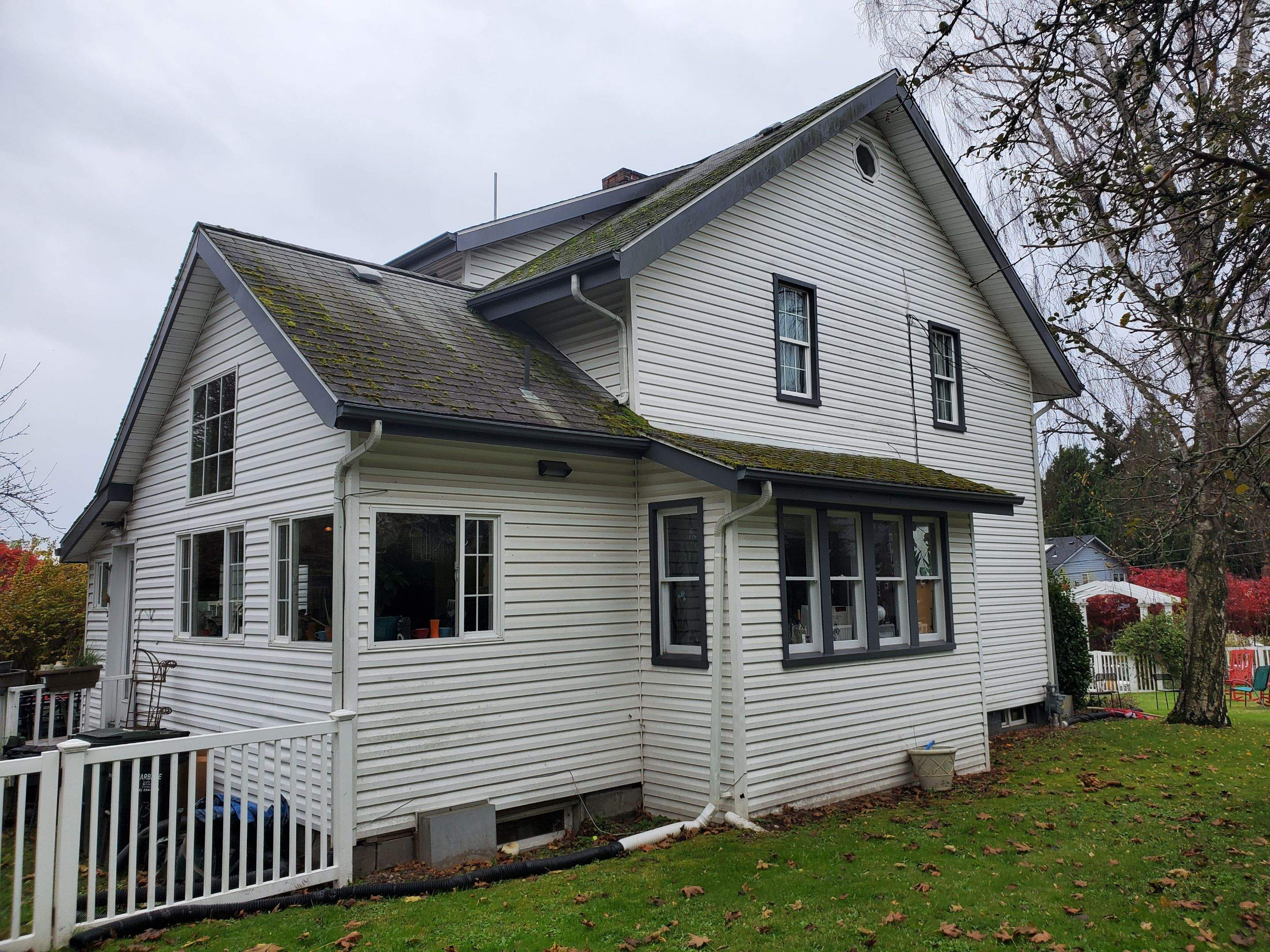 6442 Marshall by RoofWorks Northwest