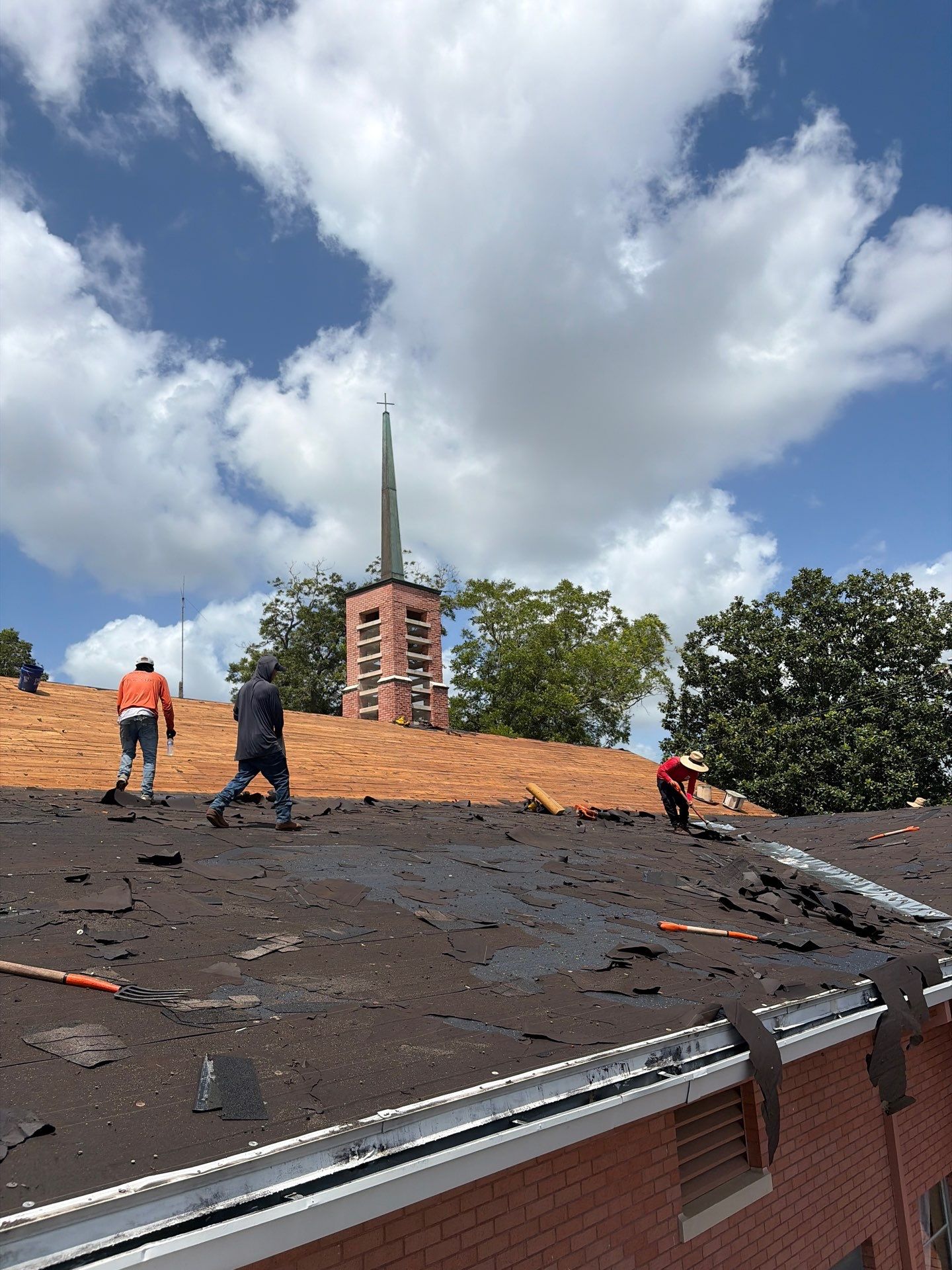 Roof Replacement in Sweeny TX by Roof Repair Company