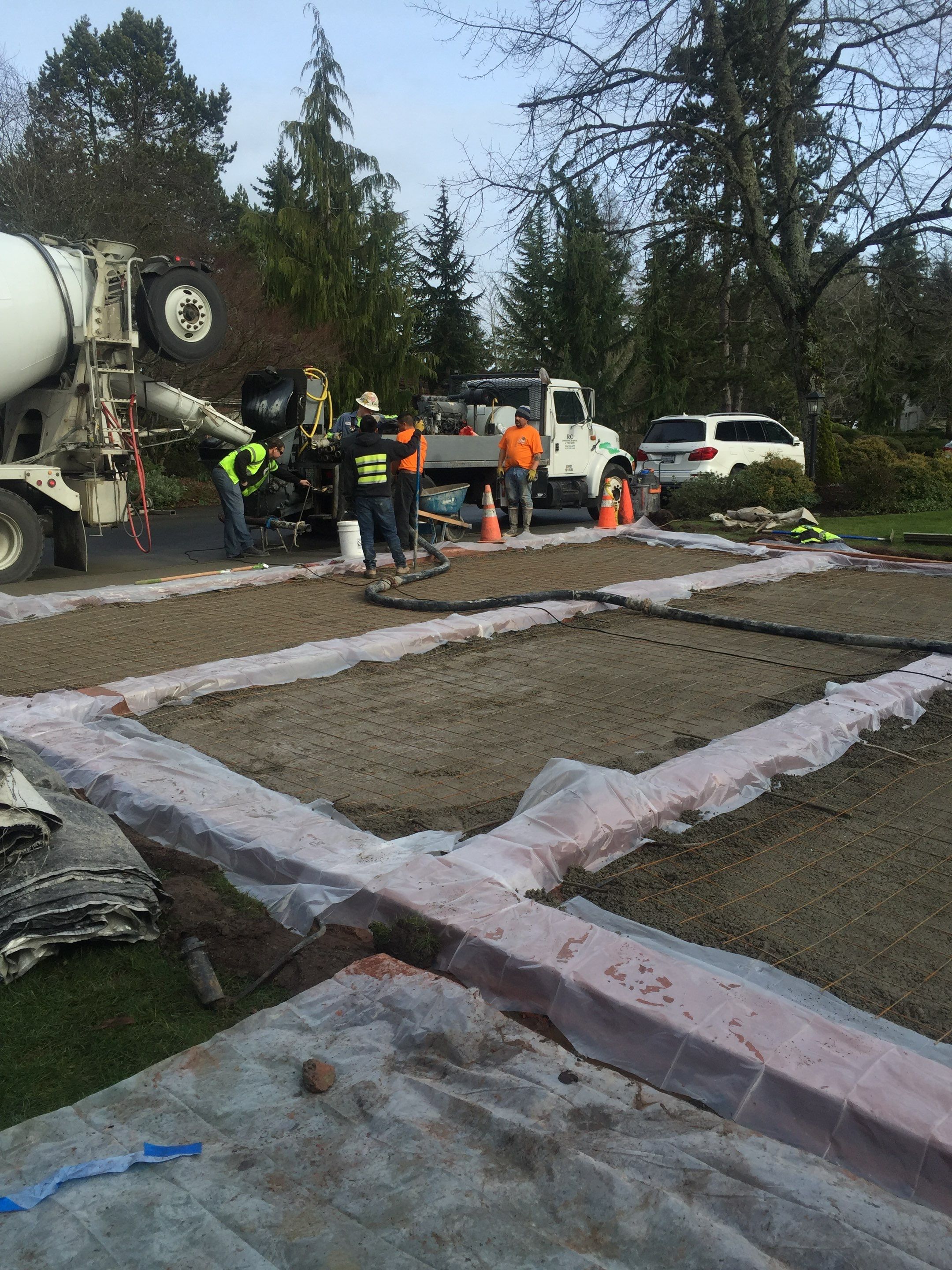 Custom Aggregate Driveway and Stamped Finish  by Jireh Asphalt & Concrete Inc 