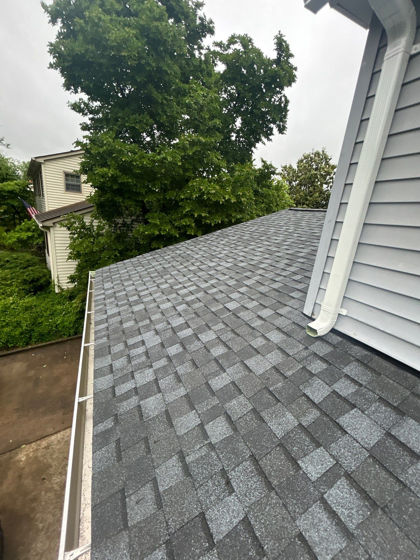 Alexandria: Residential Roof Replacement with CertainTeed Landmark Pro in Max Def Pewter by RM Banning, Inc.