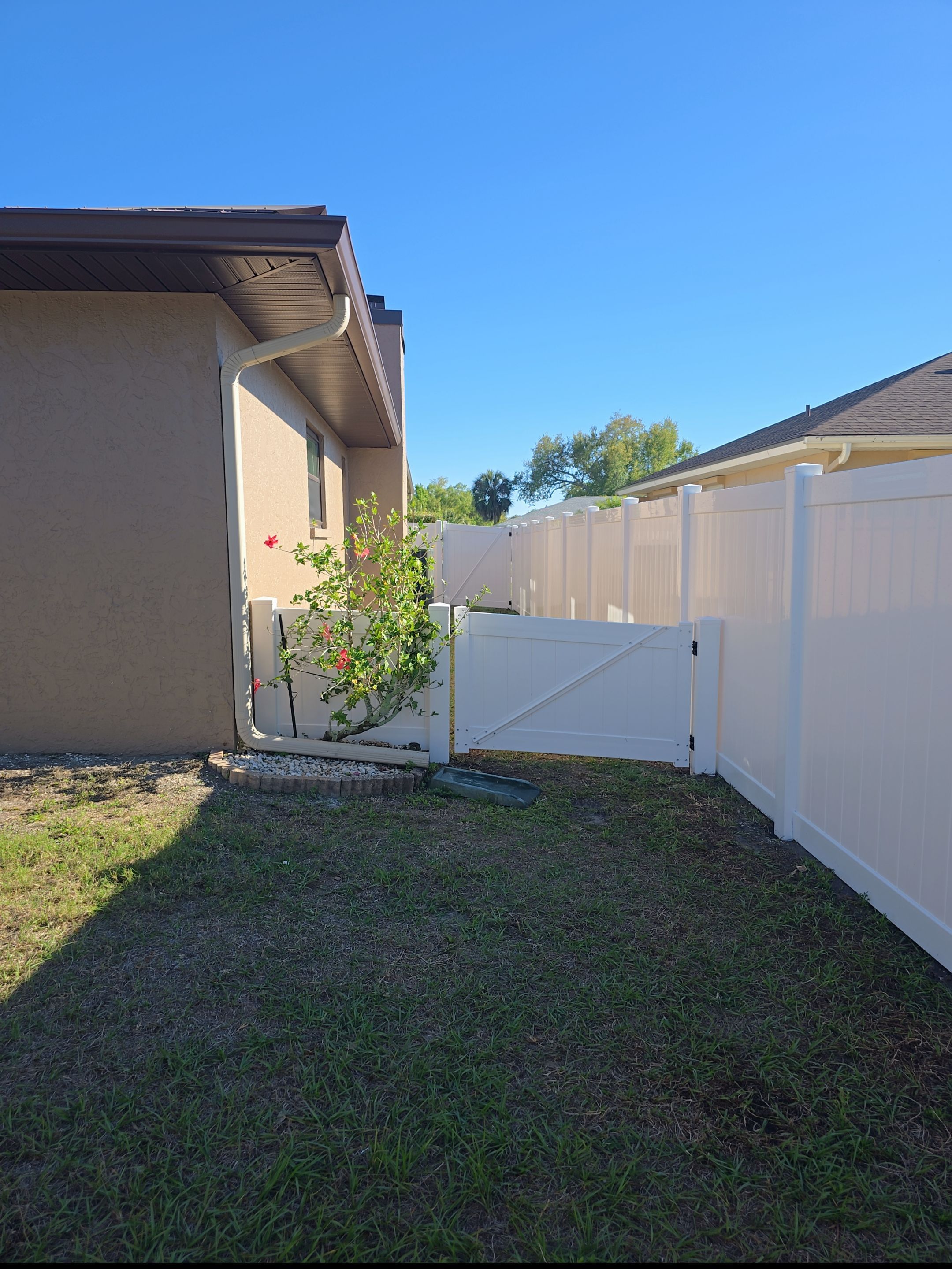 Vinyl Fence Installation in Port Charlotte by True Fence LLC