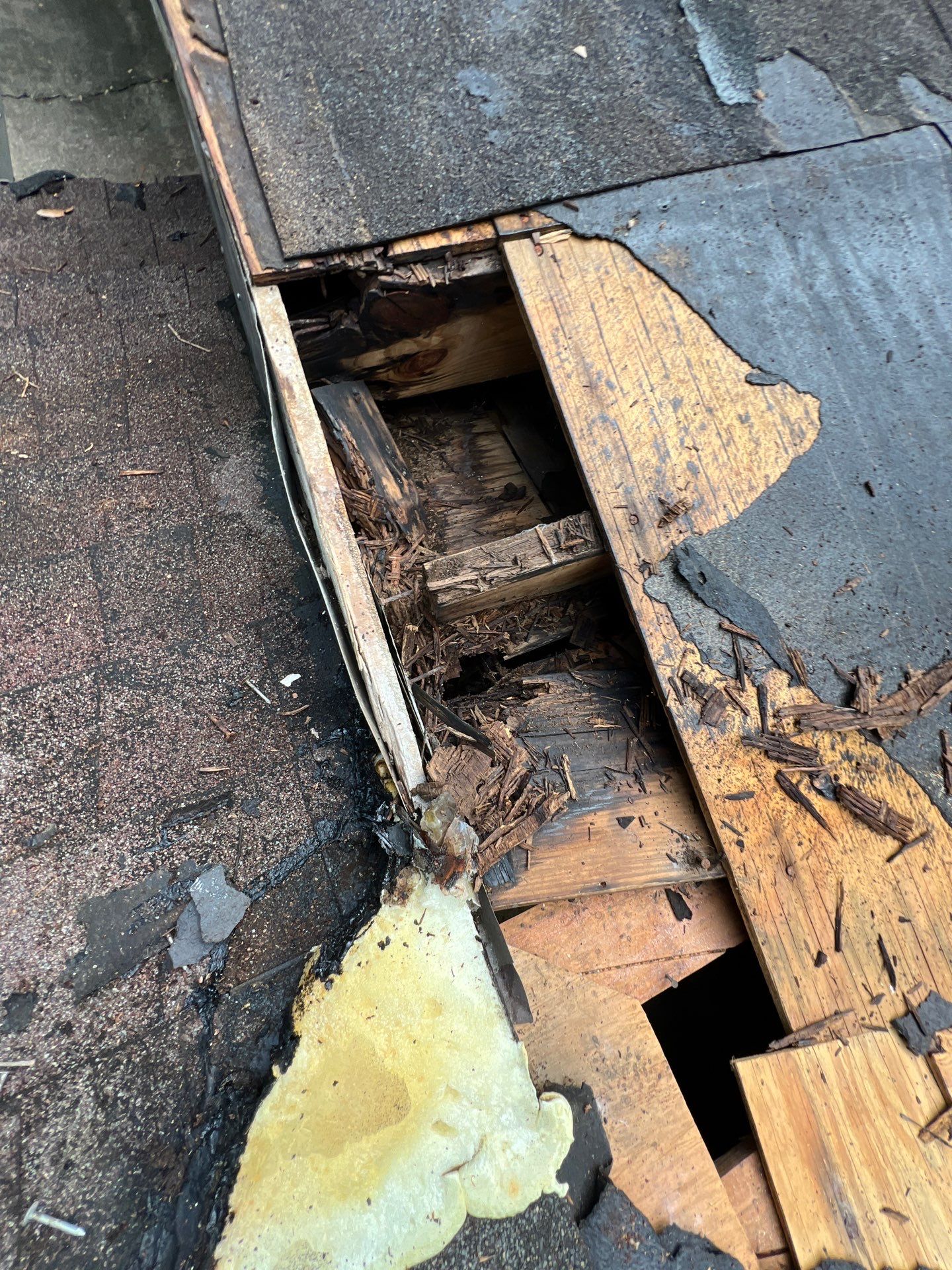 Residential Roofing Repair using Owen's Corning Duration (Lifetime) Shingles by Roof Repair Company