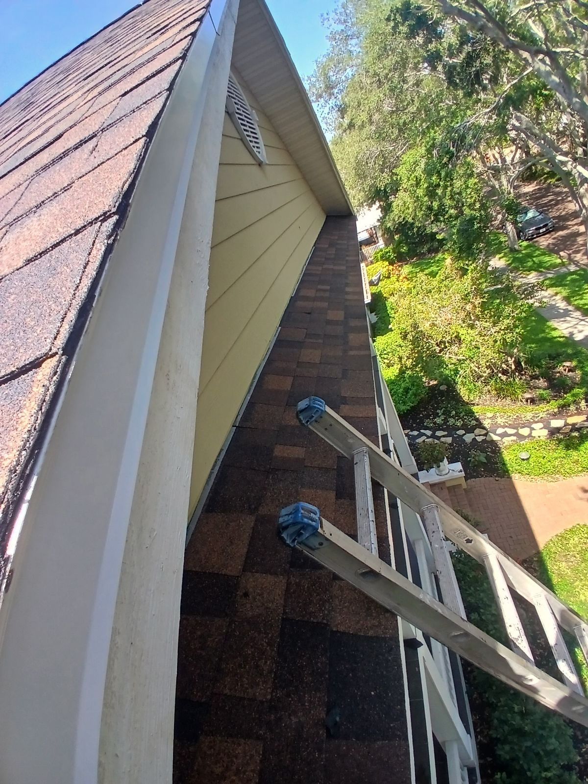 Project in St. Petersburg 33704 by Mitchell Roofing Company LLC 