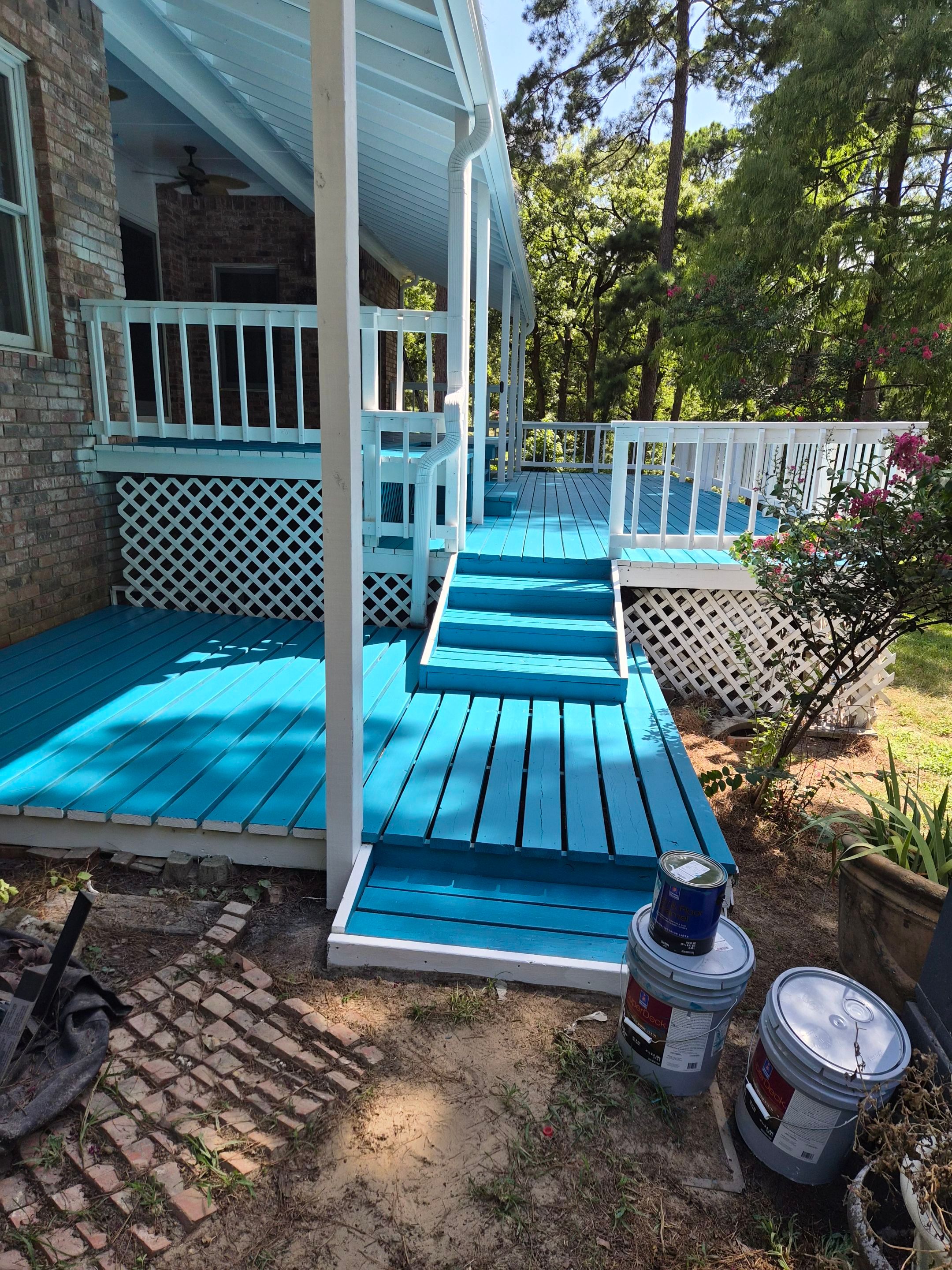 Vibrant Deck Gets New Life in Flint Texas by Quality Coats Painting