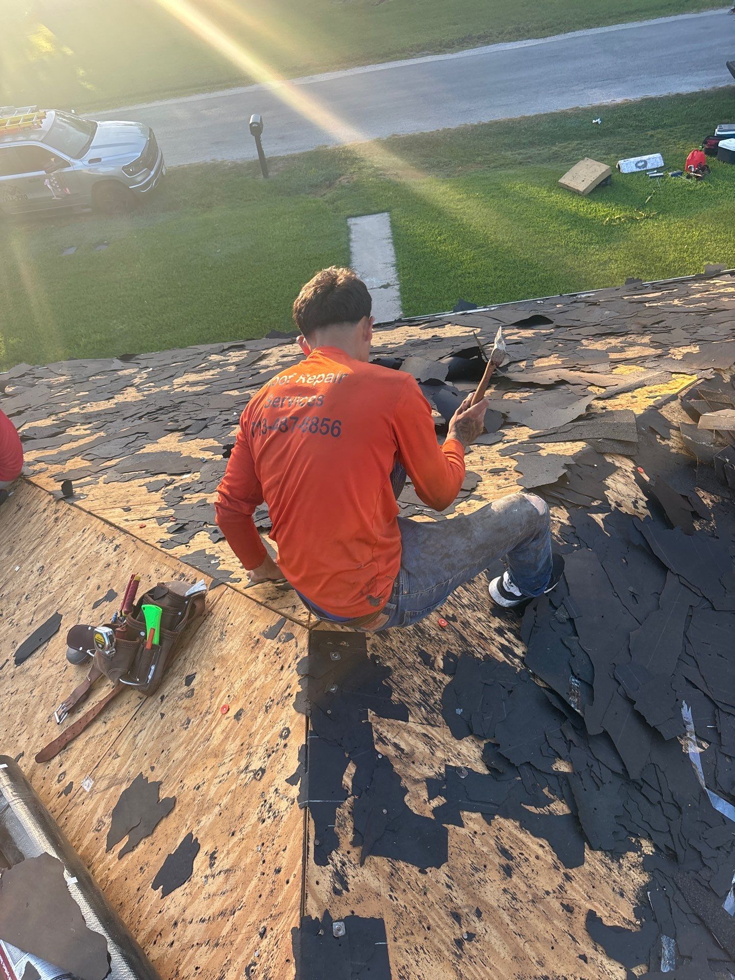 Residential Roofing Installation using Owen's Corning Duration (Lifetime) Shingles by Roof Repair Company