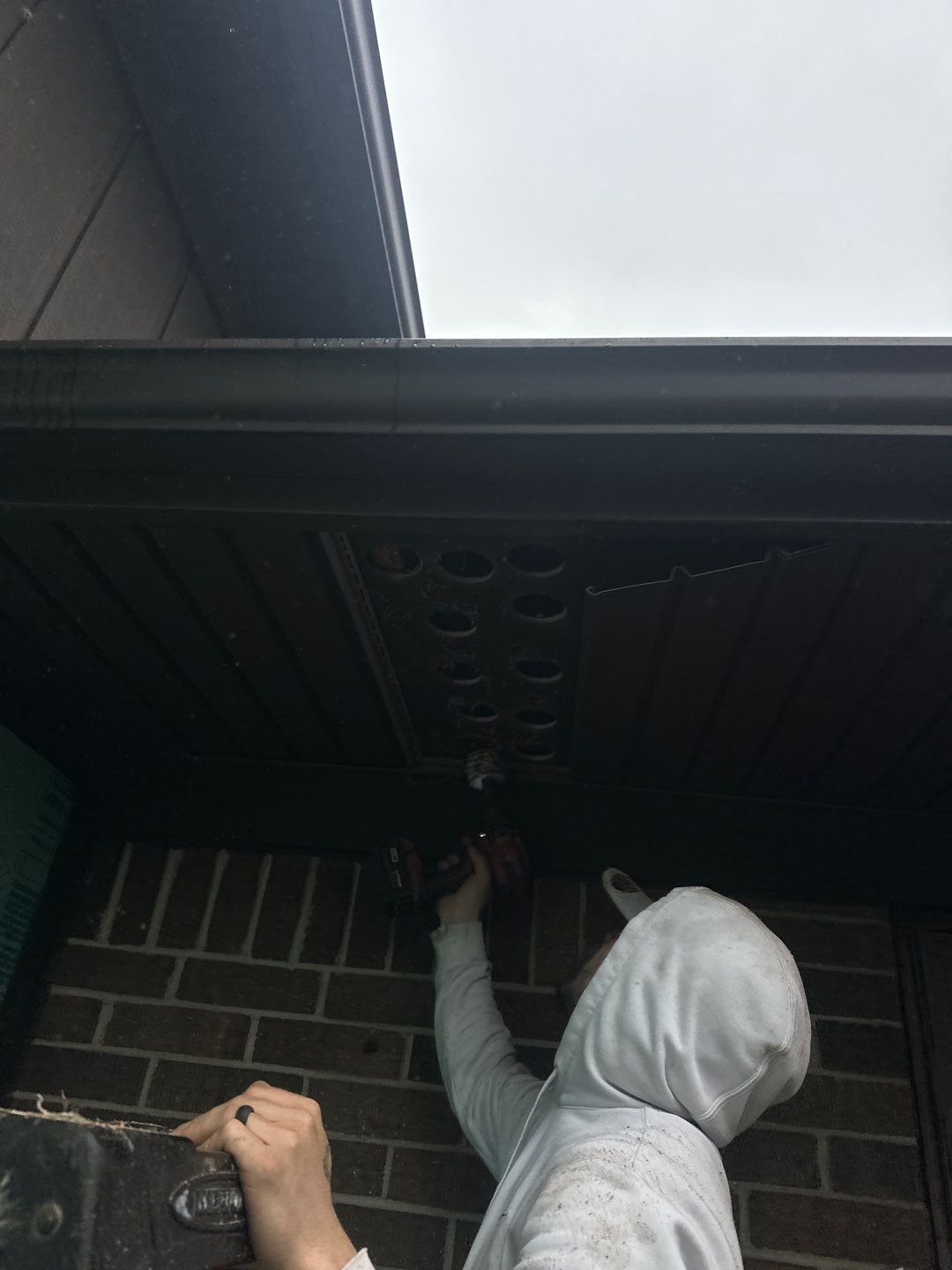 Siding Installation using Ascend 7" Composite Flagship Brown by 180 Contractors