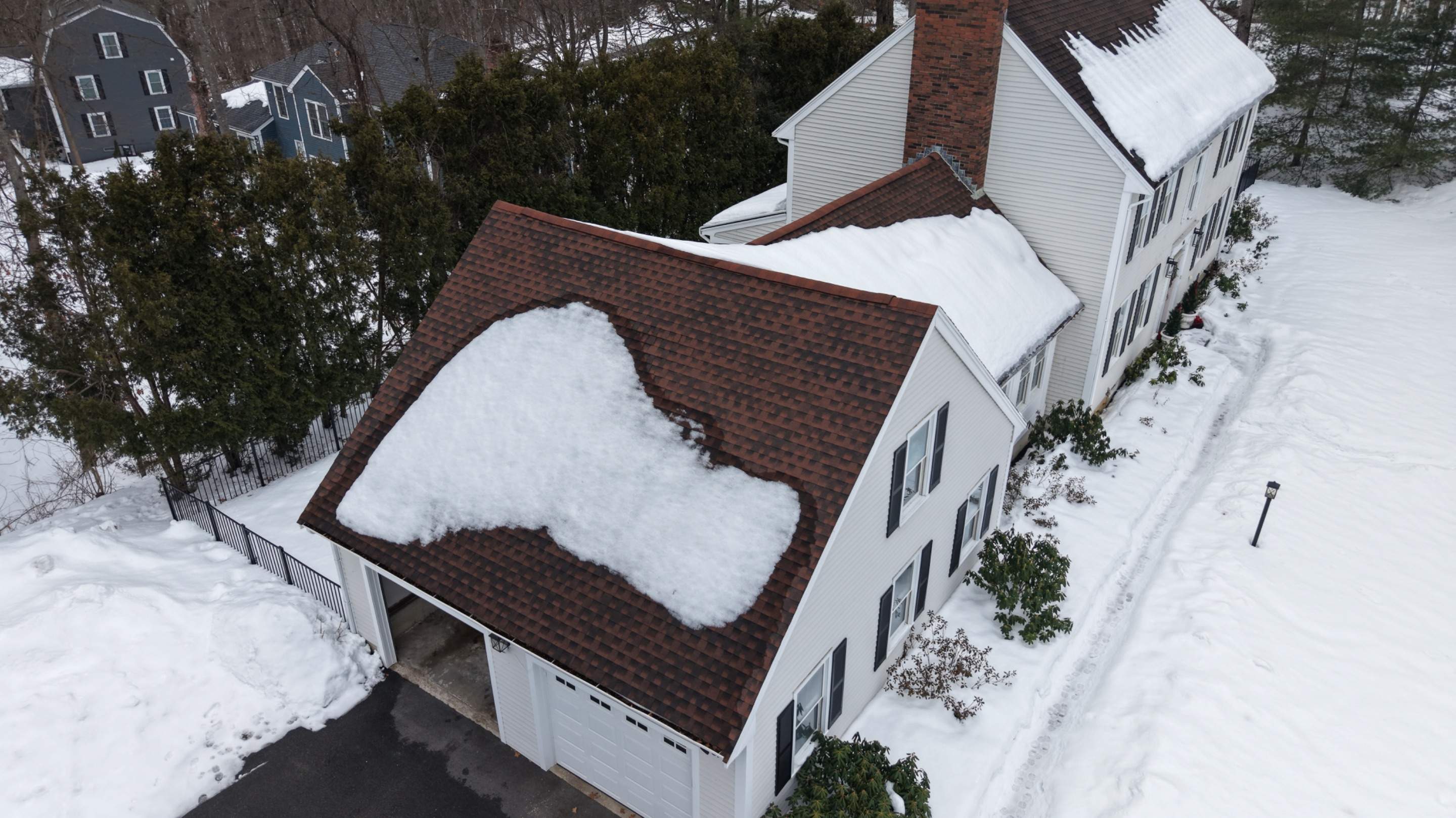 Premium Owens Corning Roof System – Onyx Black by JOHNNYS PRO