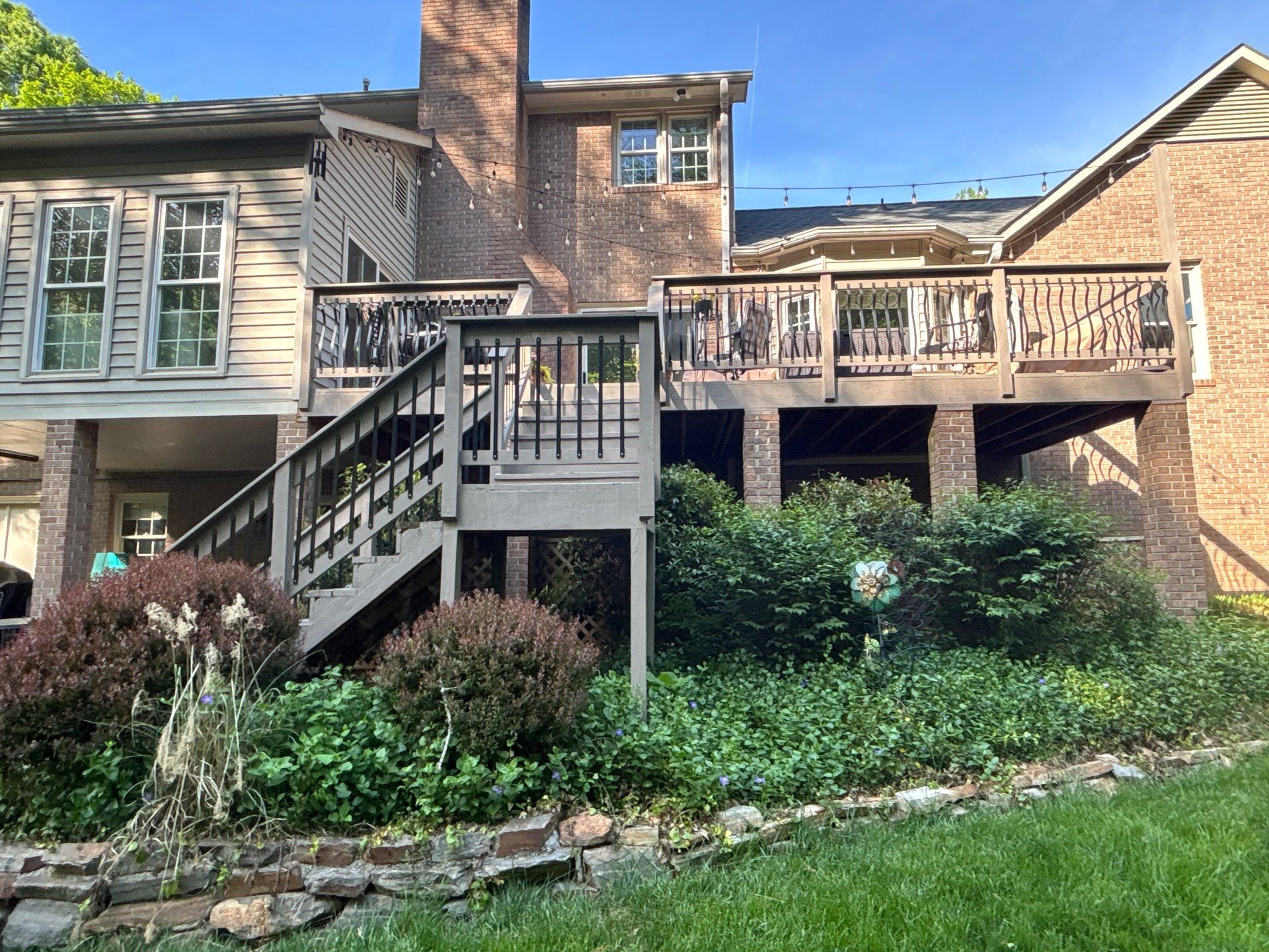 Wood Deck using Wood Sealant by DuraSeal