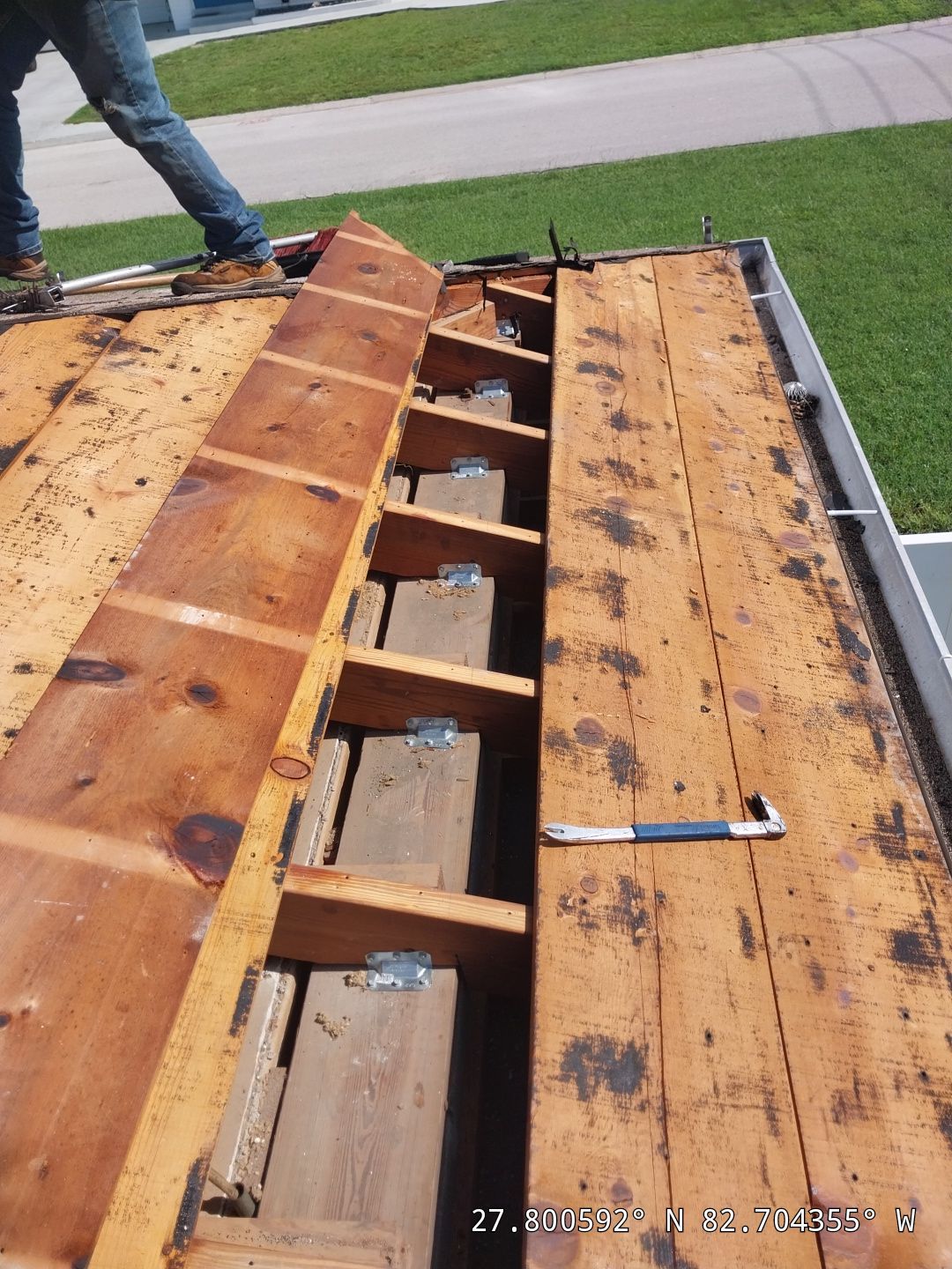 Project in St. Petersburg 33710 by Mitchell Roofing Company LLC 