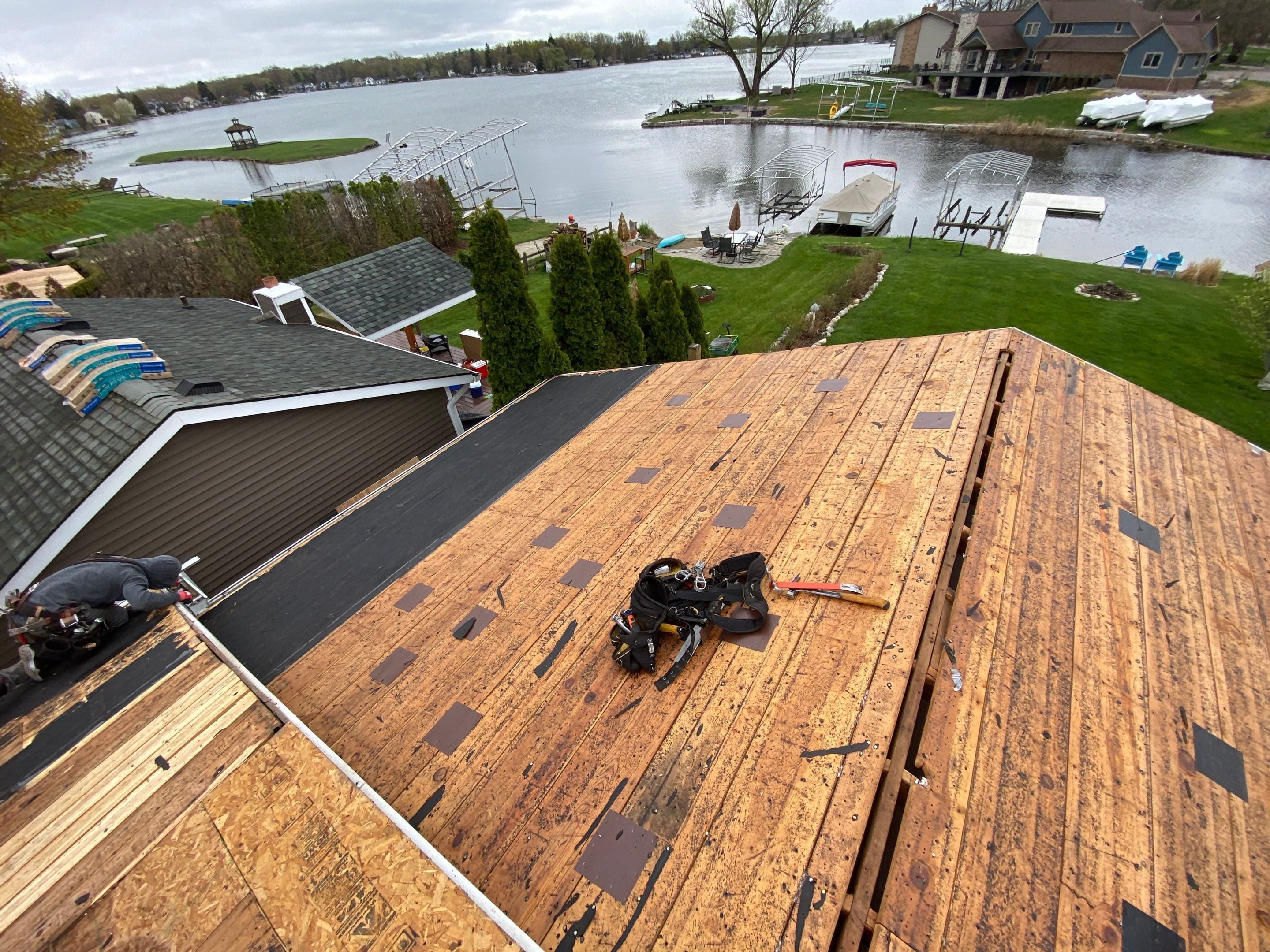 Roof Replacement using CertainTeed Landmark by 180 Contractors