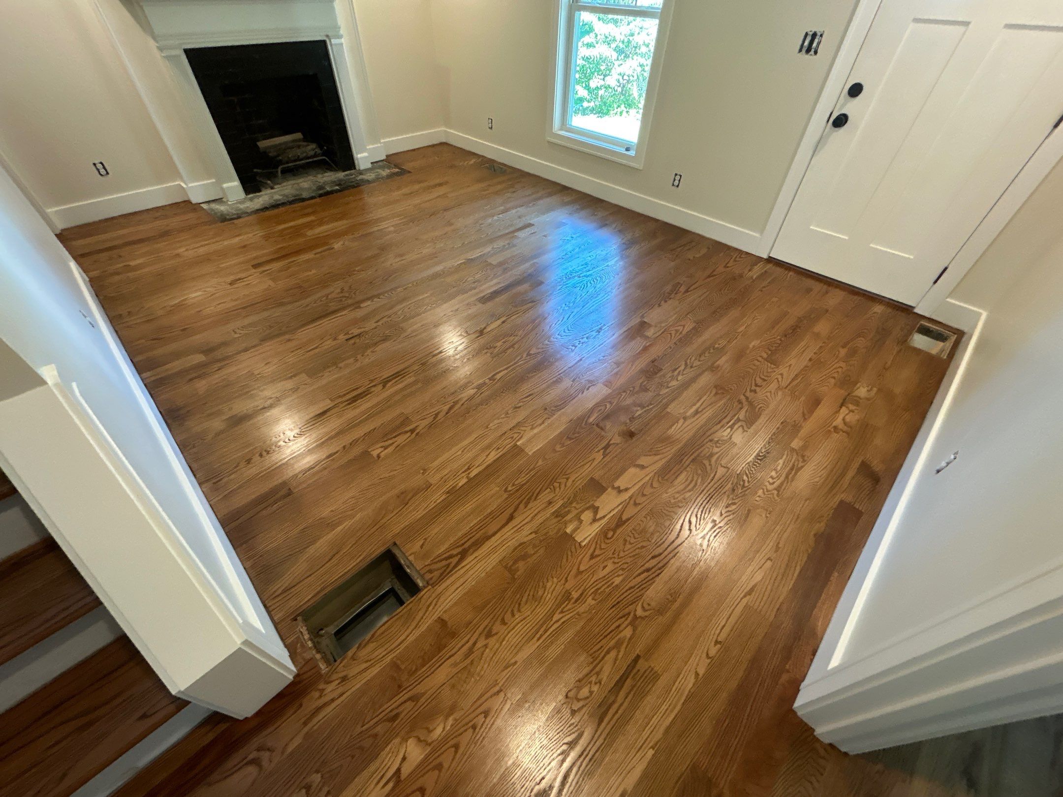 Hardwood Floor Installation in Louisville by Footprints Floors Kentucky
