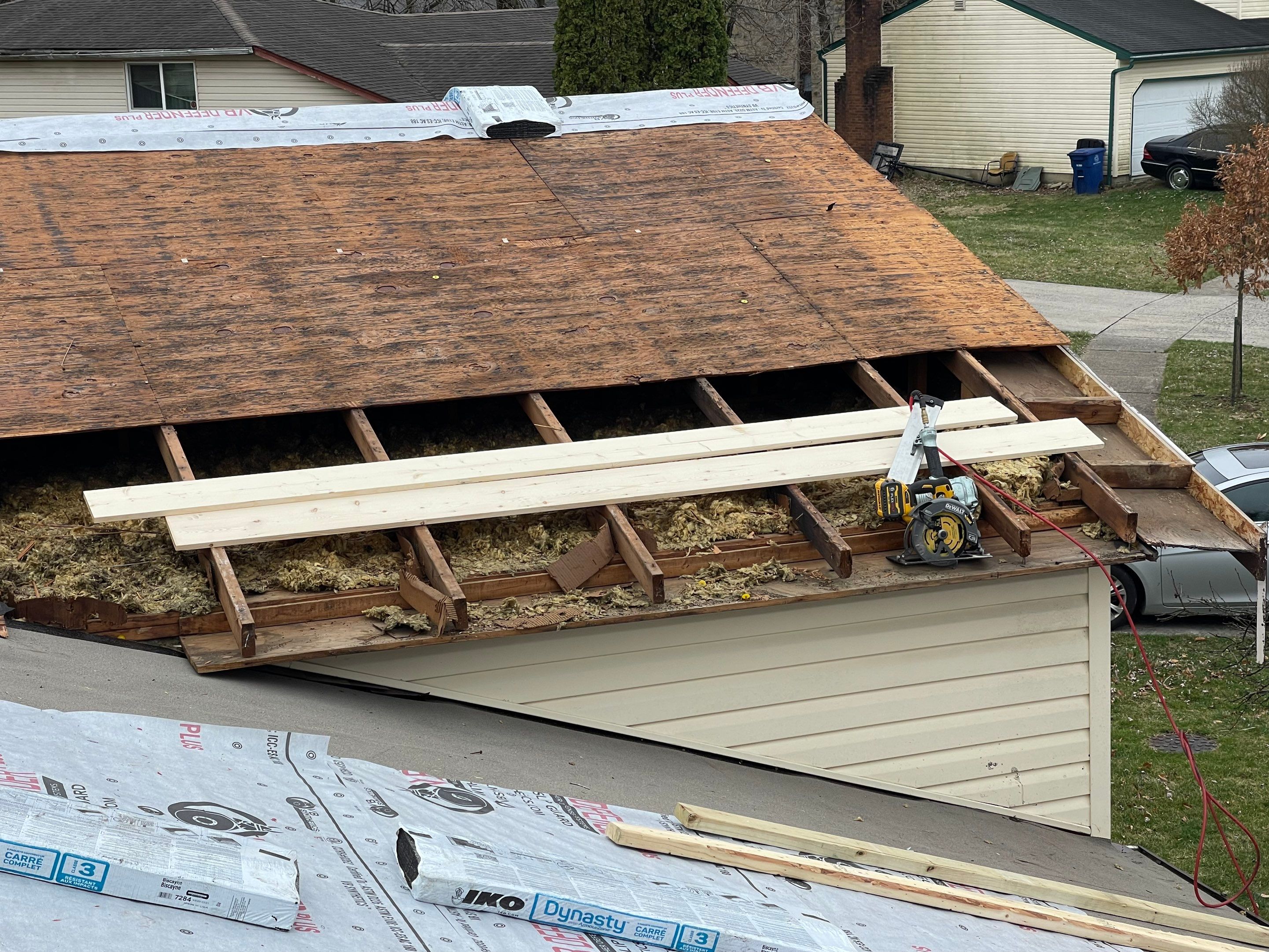 Residential Roofing Installation using IKO dimensional shingles by SOS Home Ohio 