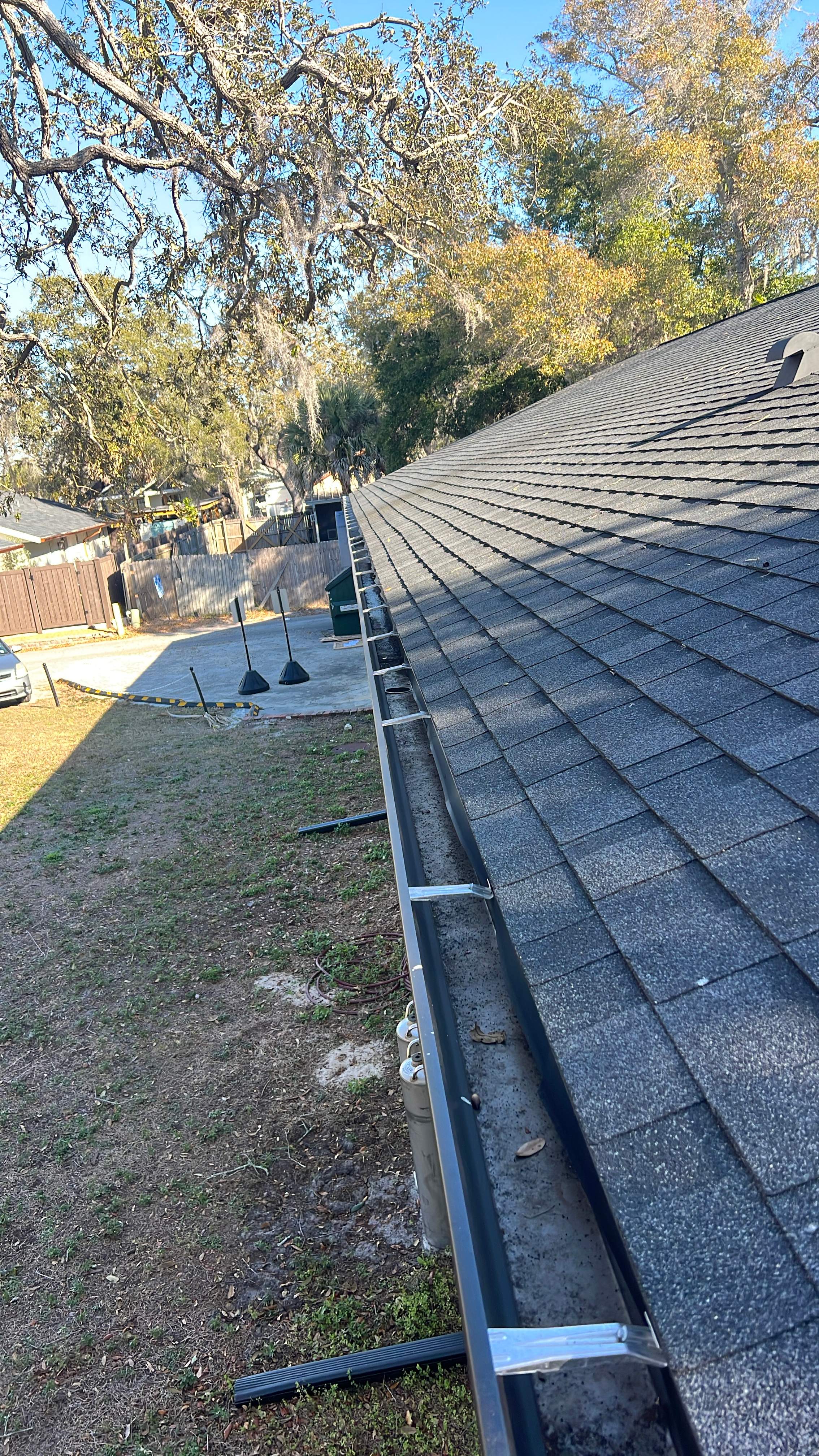 Safety Harbor gutter cleaning job all cleaned gutters at residential location