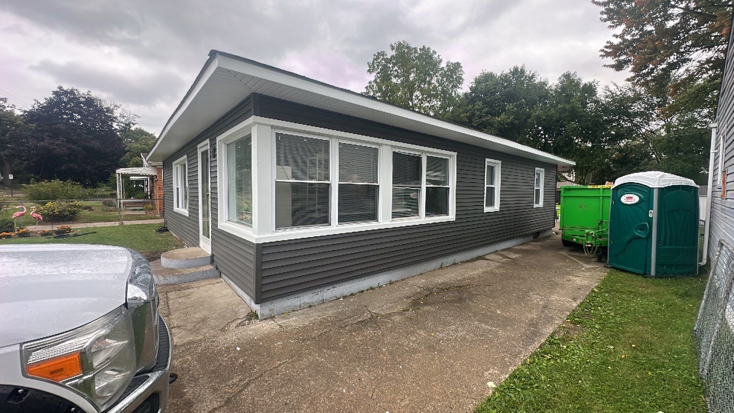 Siding Replacement using CertainTeed Restoration Classis D4 by 180 Contractors