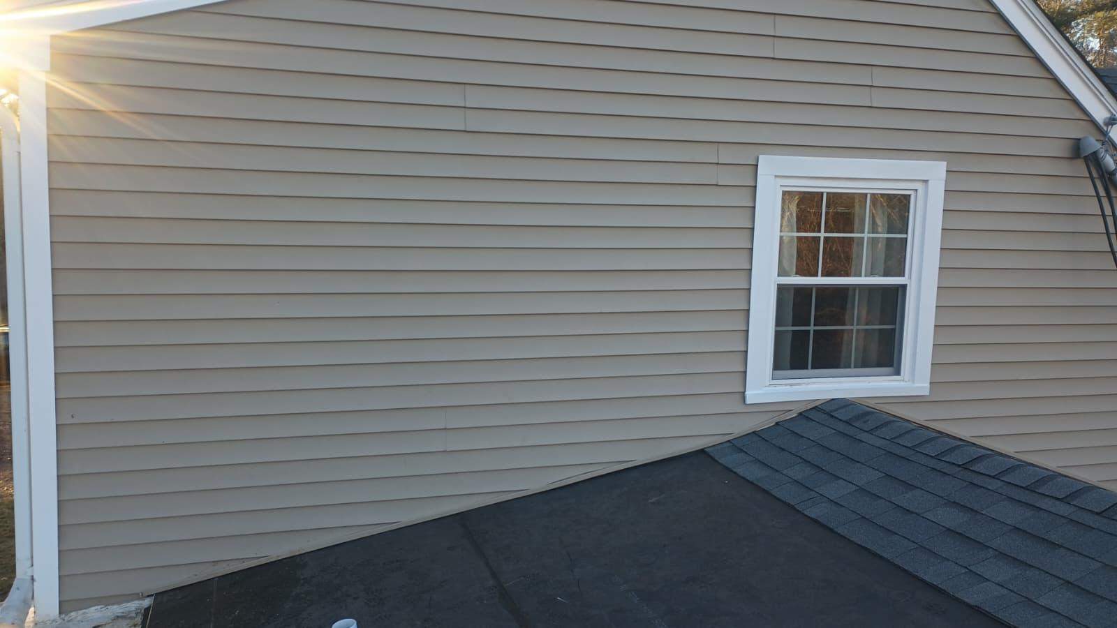 Siding & Roof repair by Mighty Dog Roofing of Greater Middlesex County