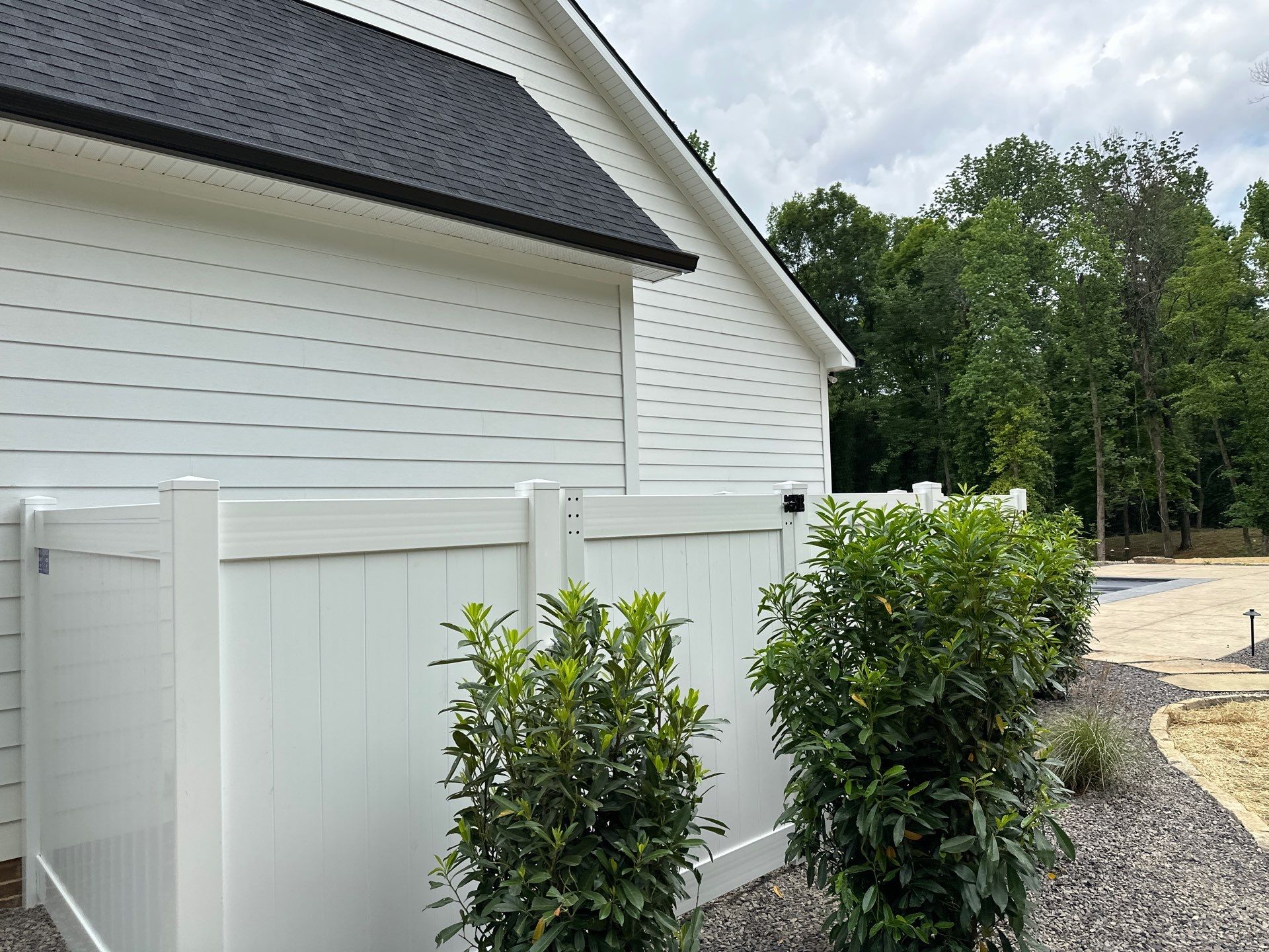 Privacy vinyl fence by Mr. Fence