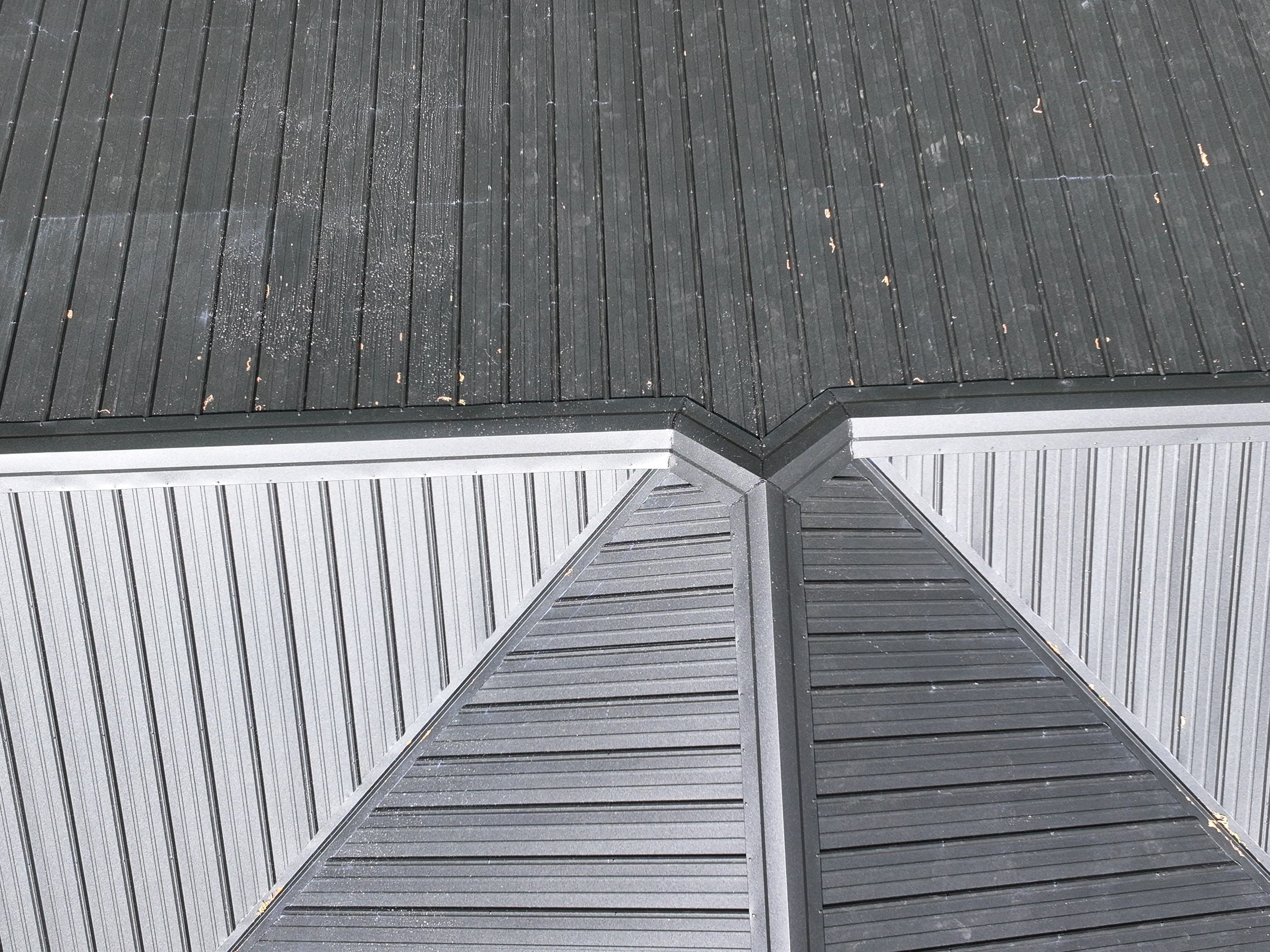 Miles Residence by Omnia Roofing