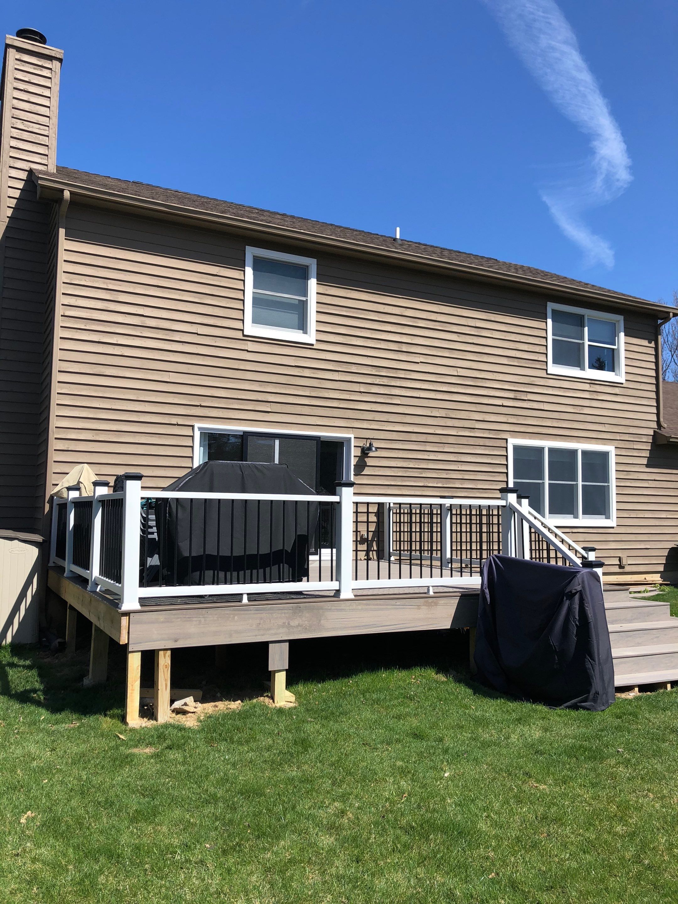 Siding installation by Kraz Construction