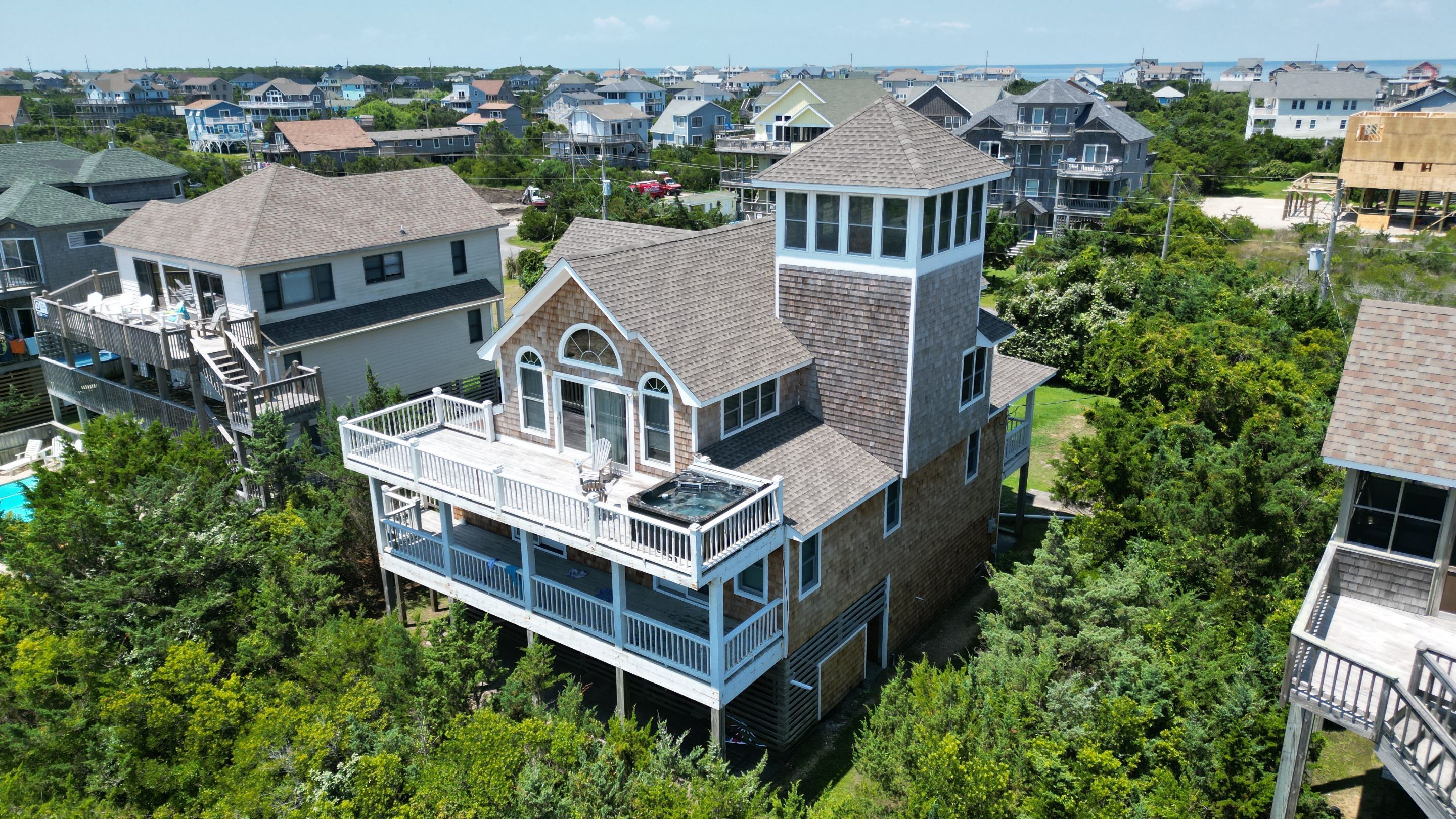 Carolina Clipper Full Exterior Project by Gallop Roofing & Remodeling, Inc.
