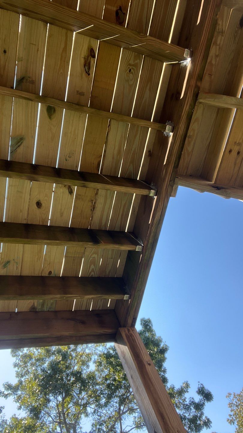 Shades Run - Deck by Pillar and Pine